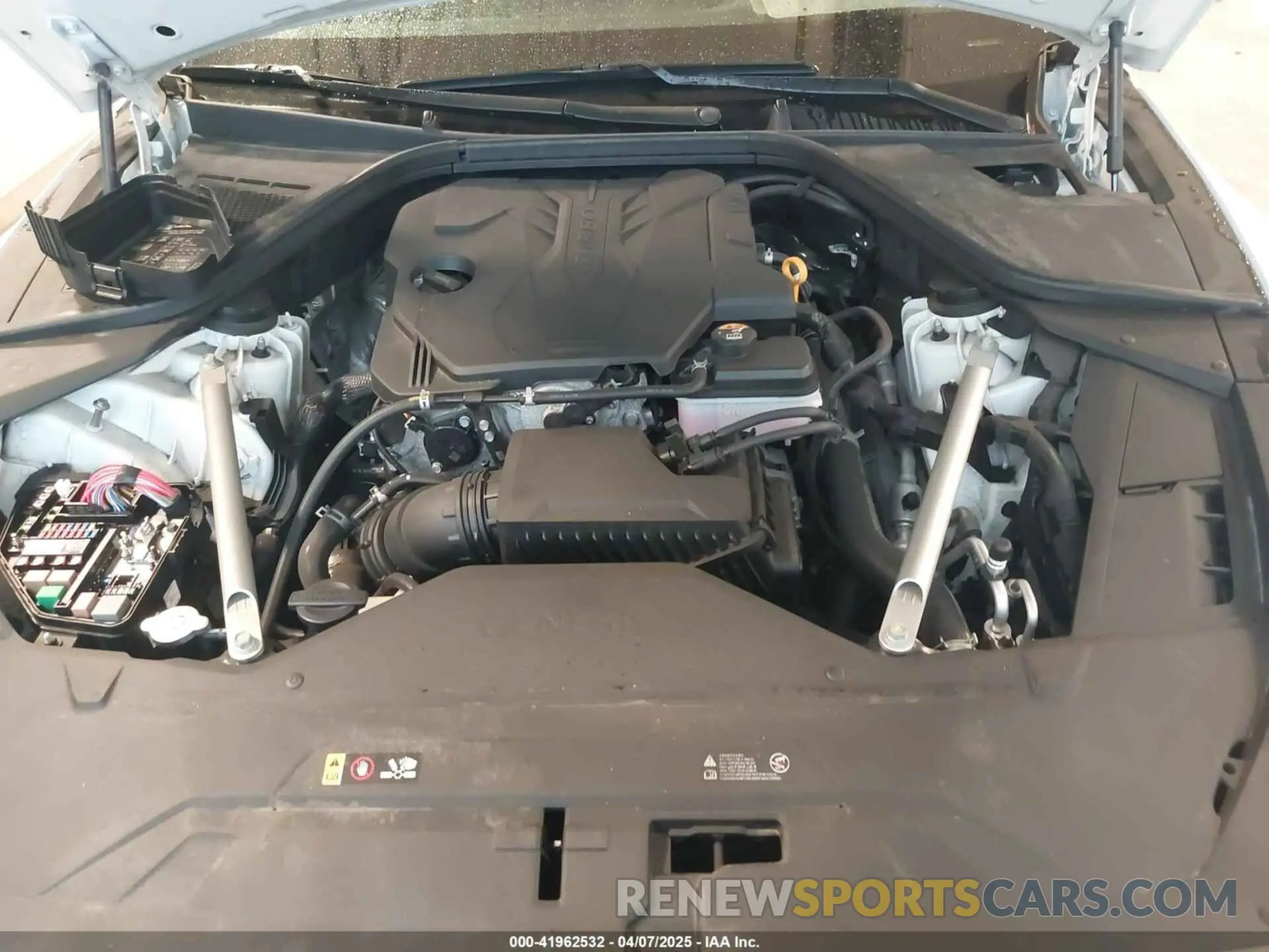 10 Photograph of a damaged car KMTGA4SCXPU156853 GENESIS G80 2023