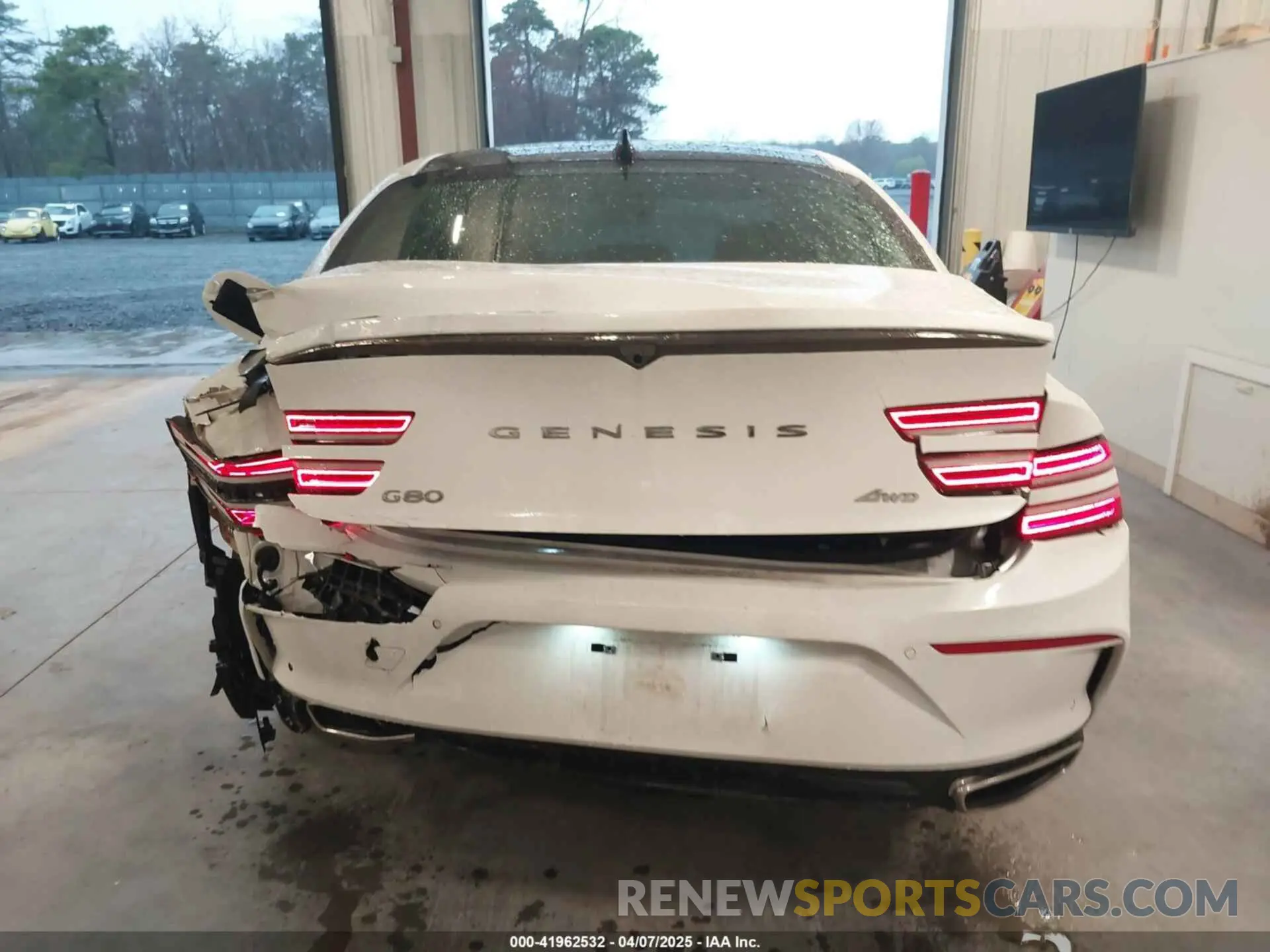 16 Photograph of a damaged car KMTGA4SCXPU156853 GENESIS G80 2023