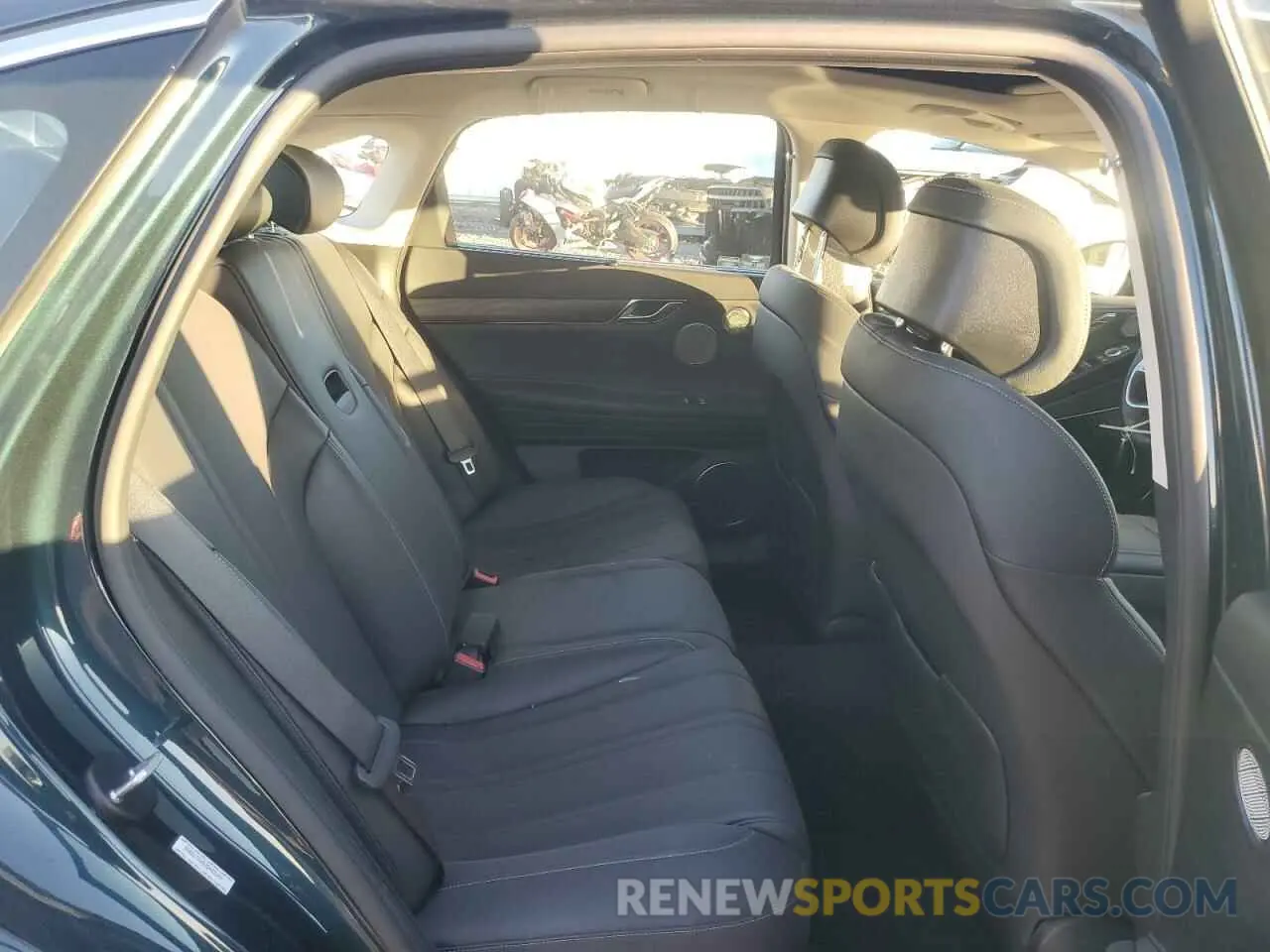 10 Photograph of a damaged car KMTGB4SC8PU179805 GENESIS G80 2023