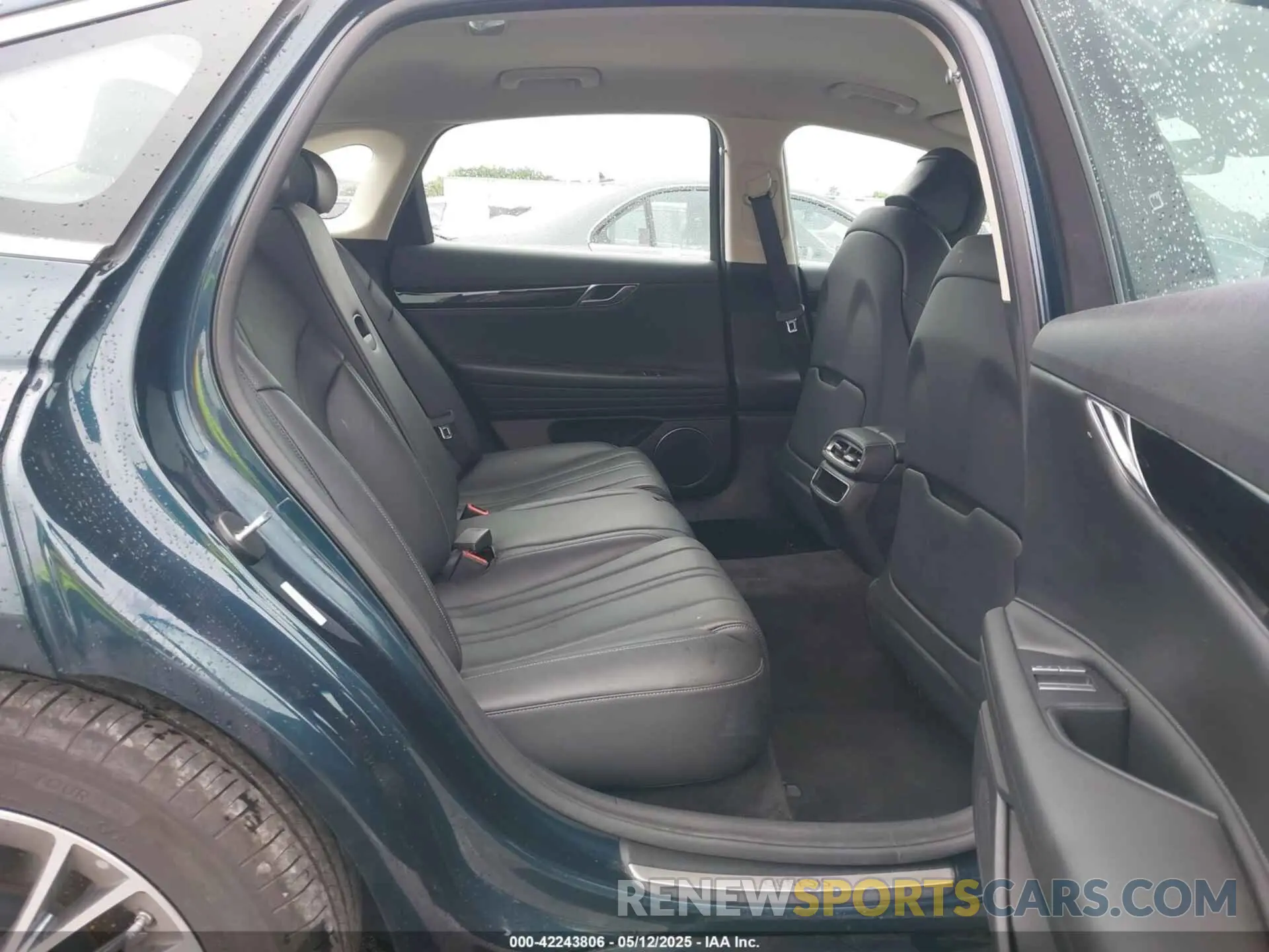 8 Photograph of a damaged car KMTGB4SC0RU239465 GENESIS G80 2024