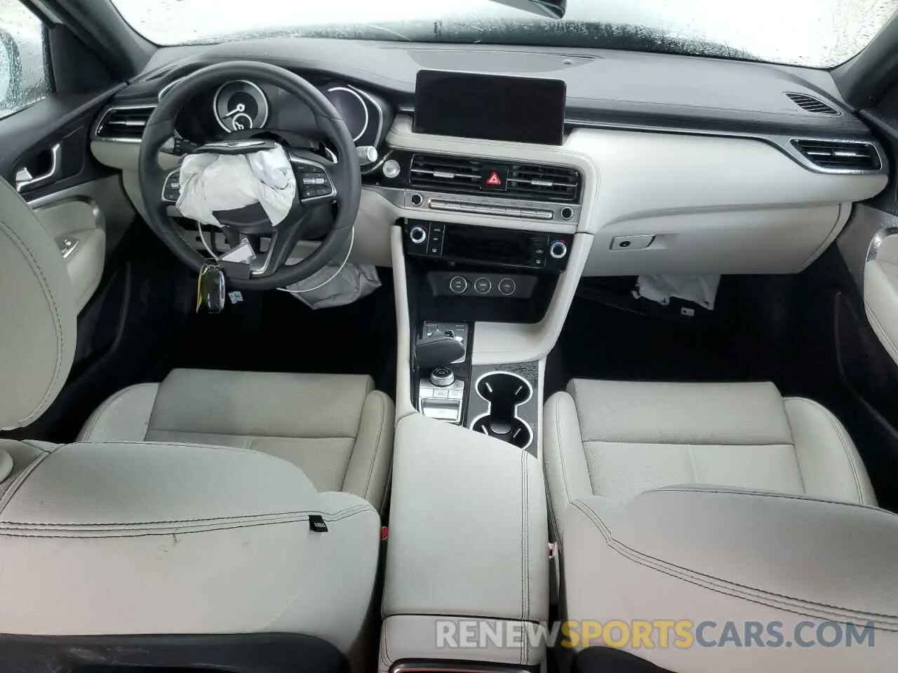 8 Photograph of a damaged car KMTG34SC9SU155938 GENESIS G80 2025