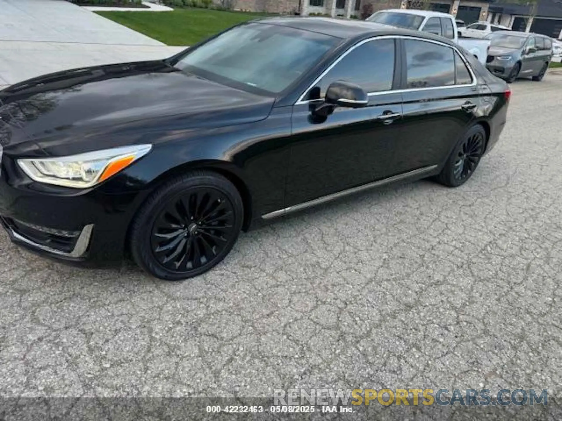 12 Photograph of a damaged car KMHG54JH9KU053279 GENESIS G90 2019