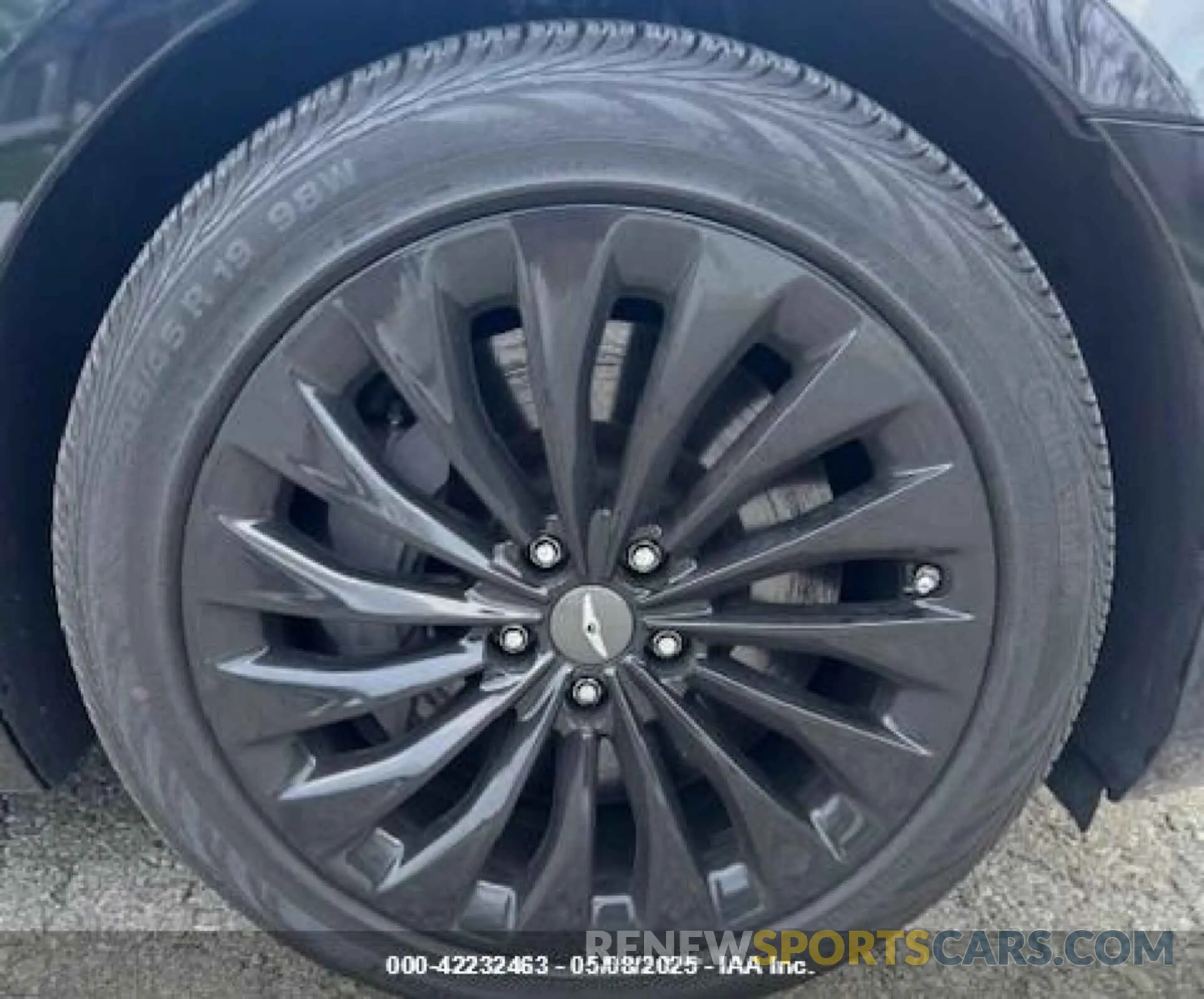 14 Photograph of a damaged car KMHG54JH9KU053279 GENESIS G90 2019