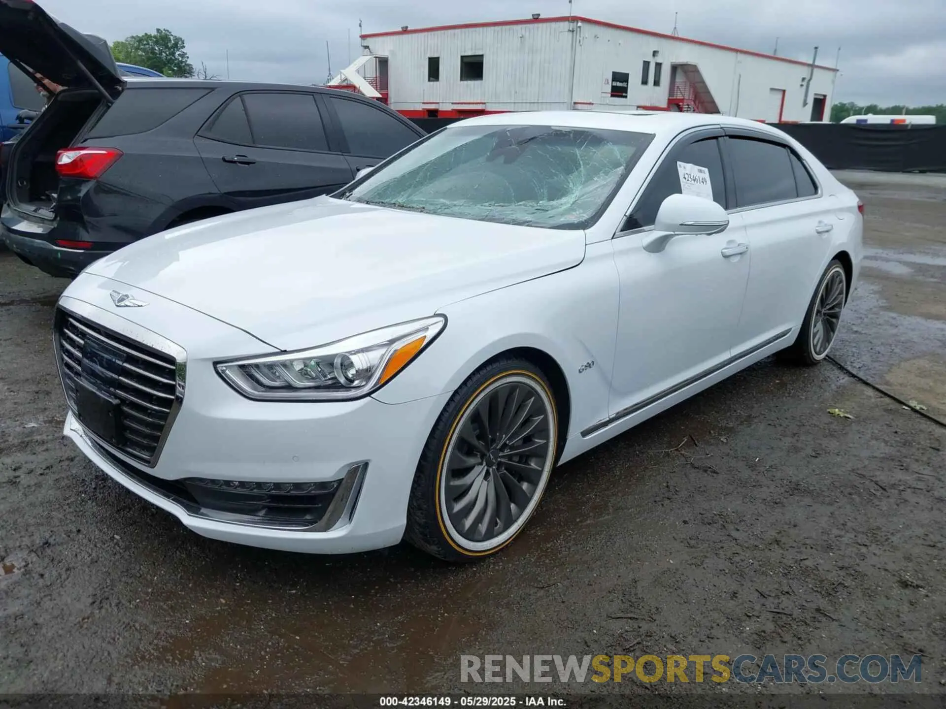 2 Photograph of a damaged car KMTF34JA5KU058697 GENESIS G90 2019