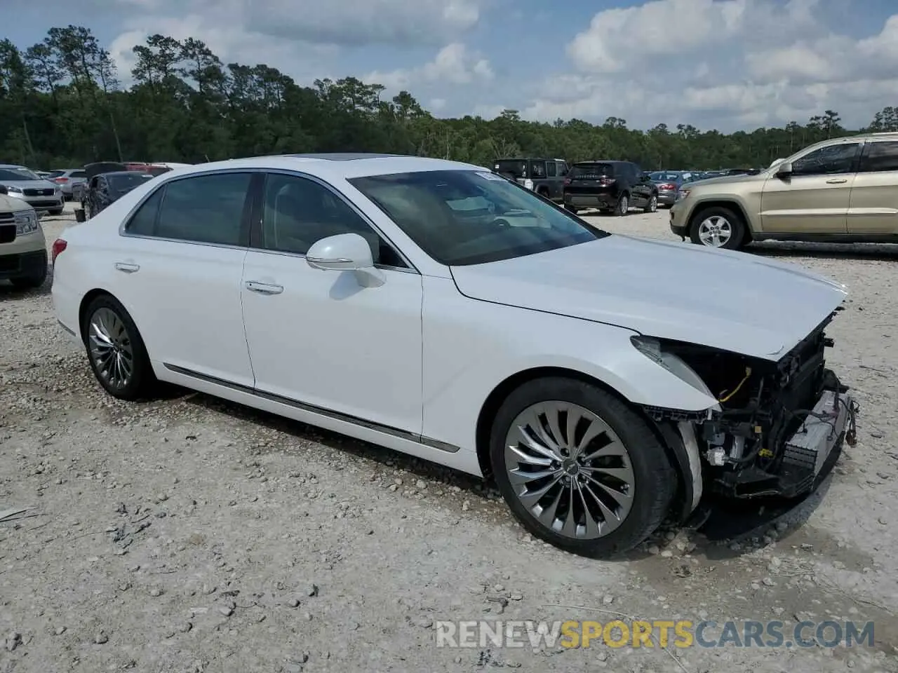 4 Photograph of a damaged car KMTF34JA6KU061768 GENESIS G90 2019