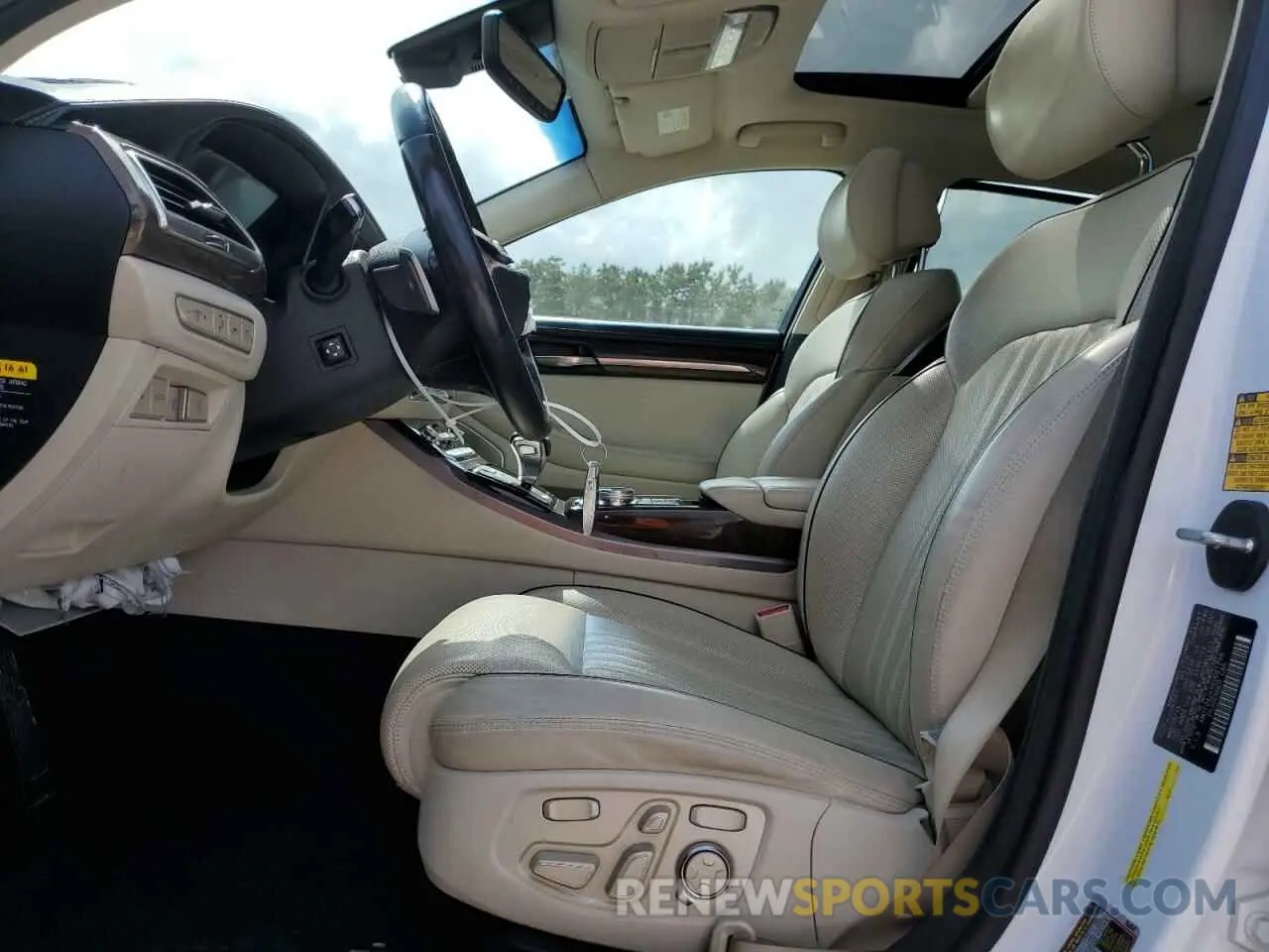 7 Photograph of a damaged car KMTF34JA6KU061768 GENESIS G90 2019