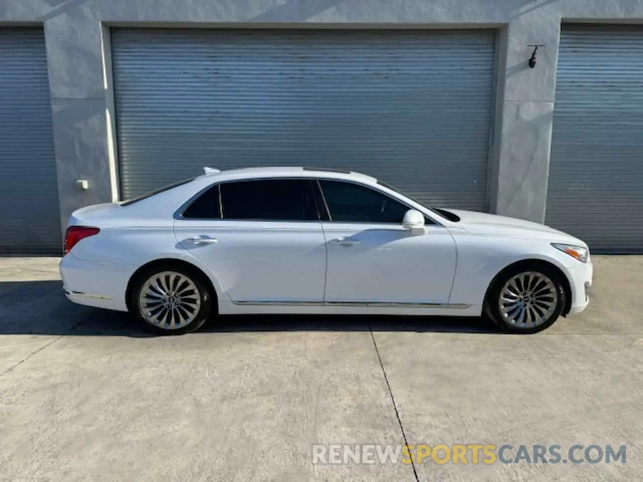 13 Photograph of a damaged car KMTF54JH1KU054539 GENESIS G90 2019