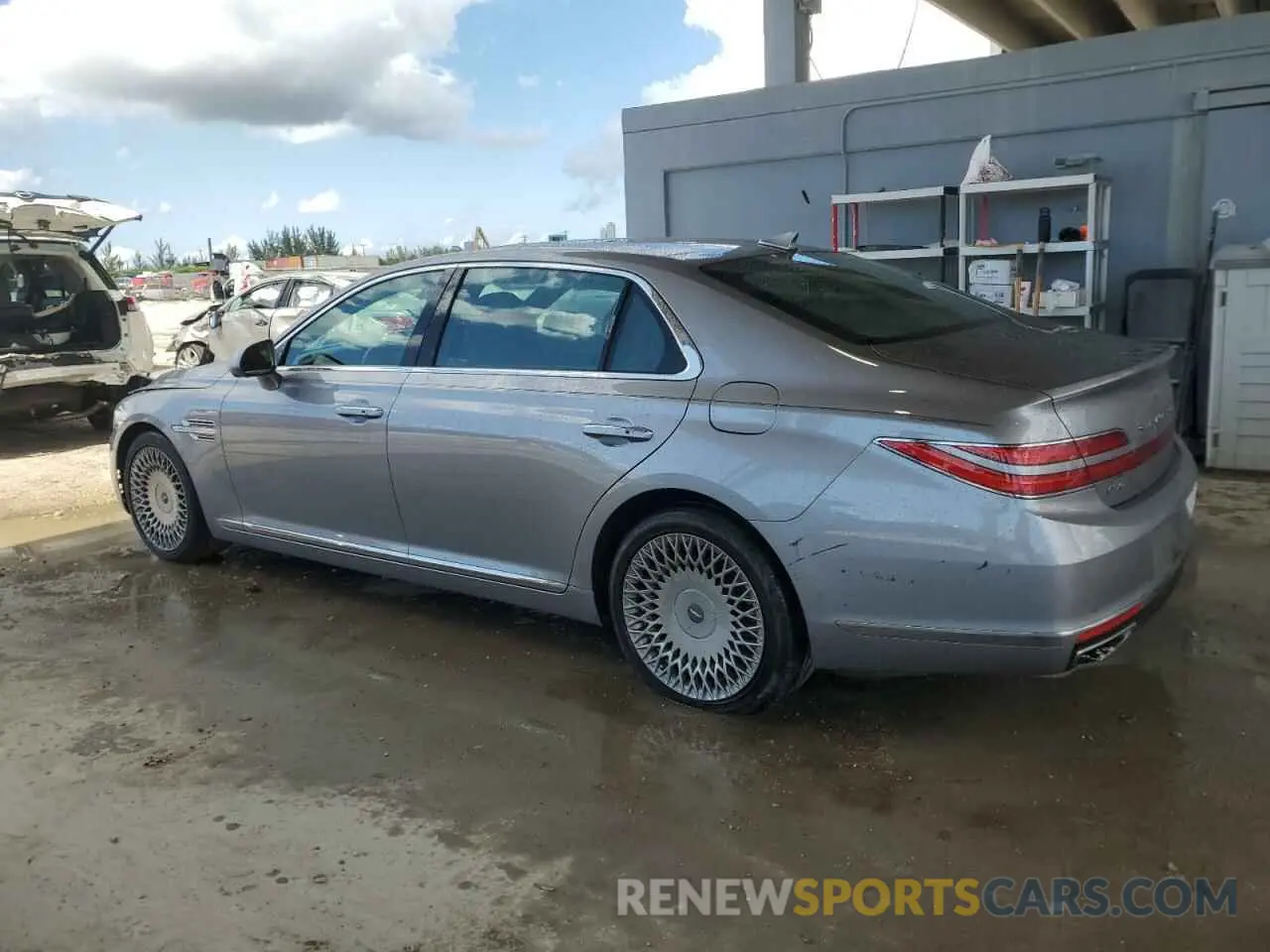 2 Photograph of a damaged car KMTF34PA2MU090131 GENESIS G90 2021