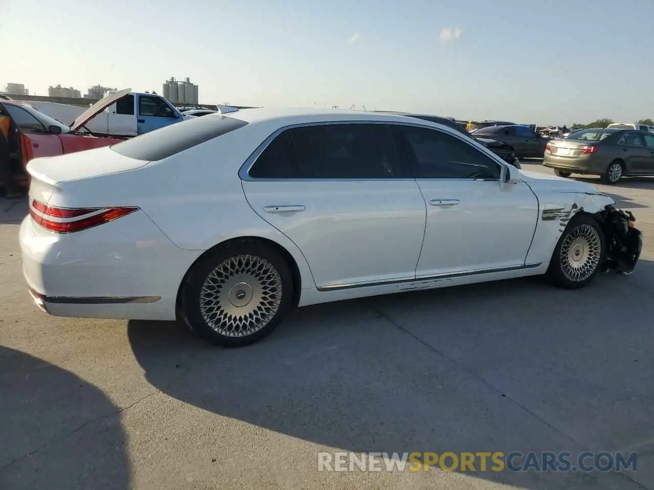 3 Photograph of a damaged car KMTF34PA3MU084922 GENESIS G90 2021