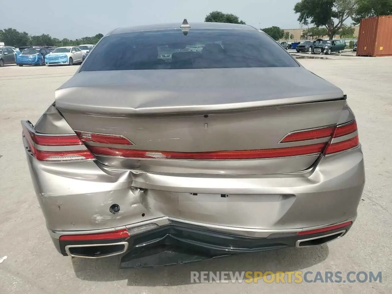 6 Photograph of a damaged car KMTF54PH0MU085193 GENESIS G90 2021