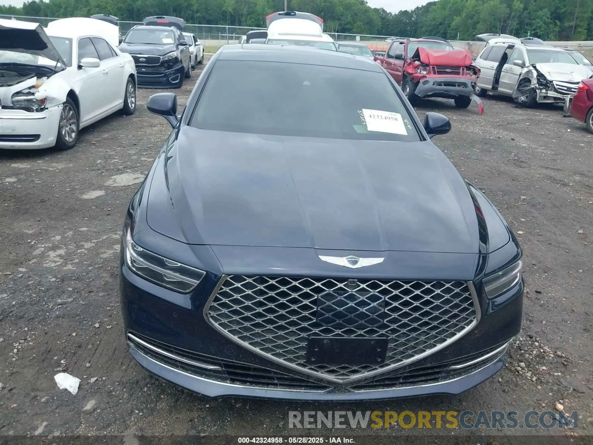 6 Photograph of a damaged car KMTF54PH2MU086510 GENESIS G90 2021
