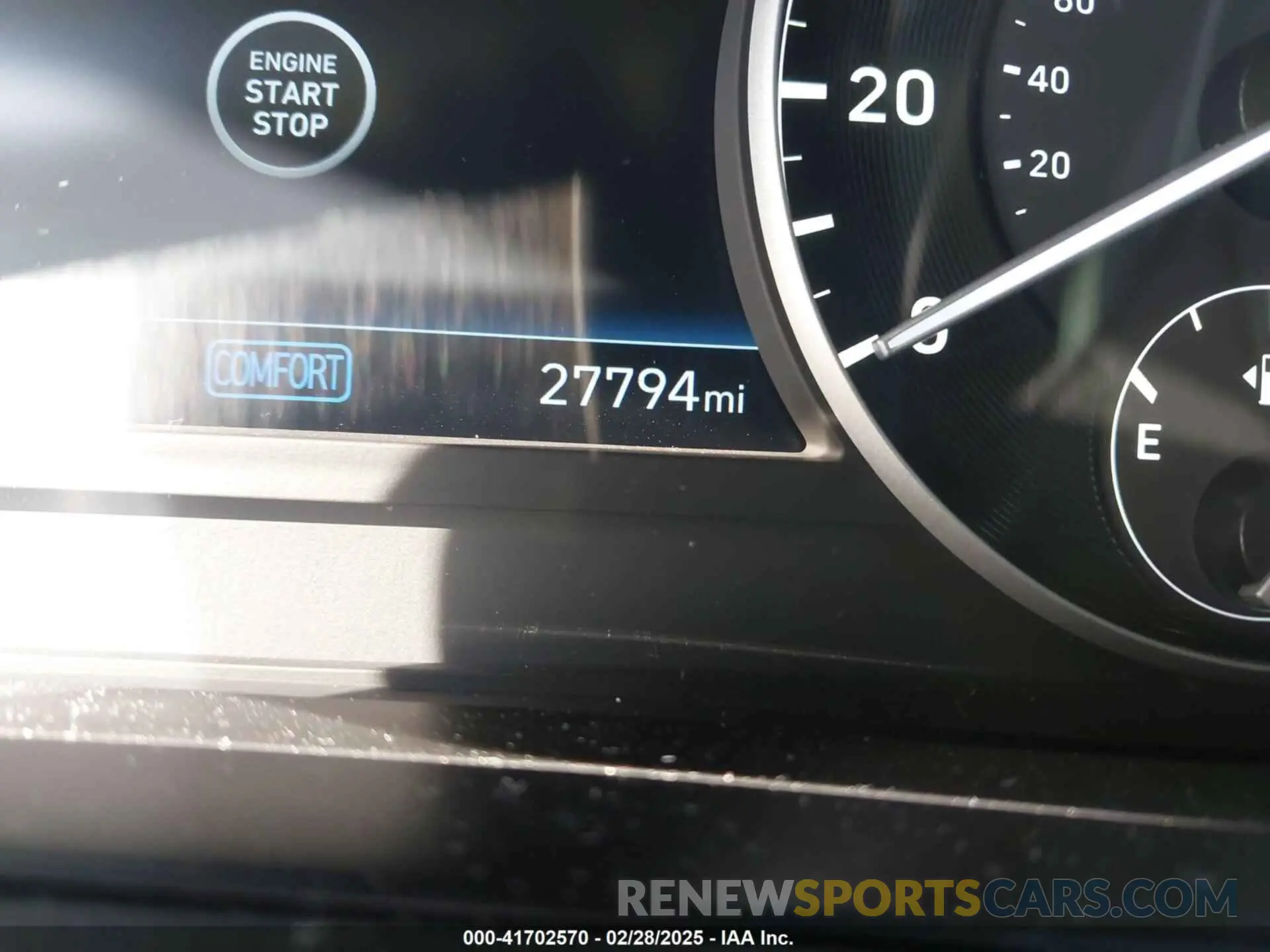 15 Photograph of a damaged car KMTF54PH4MU085164 GENESIS G90 2021