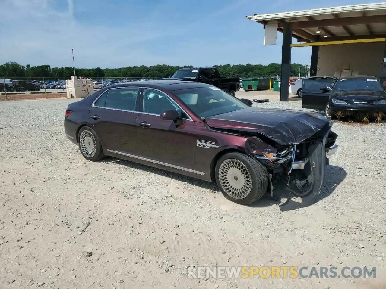 4 Photograph of a damaged car KMTF54PH5MU087053 GENESIS G90 2021
