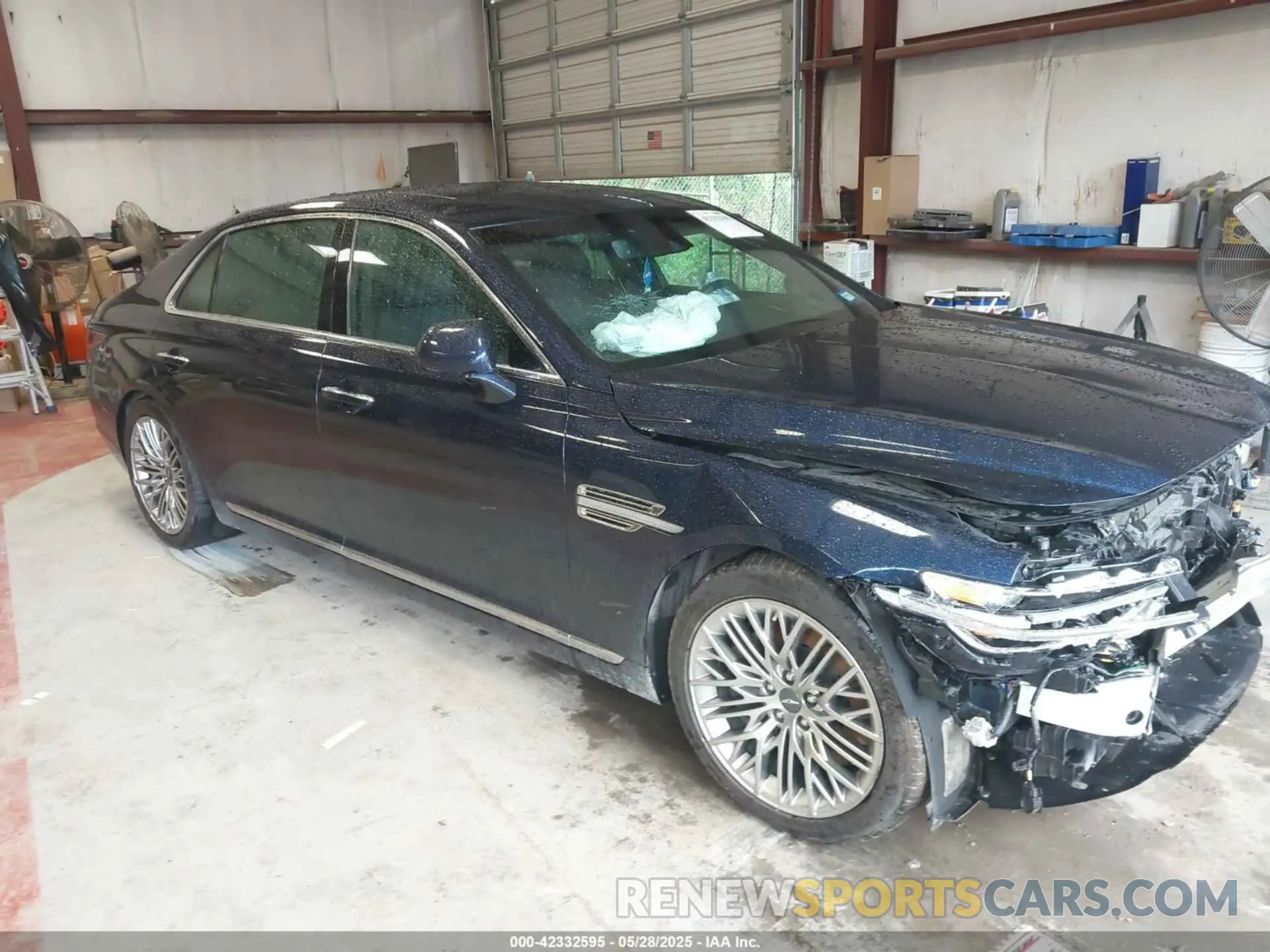 1 Photograph of a damaged car KMTF54PH6MU086073 GENESIS G90 2021