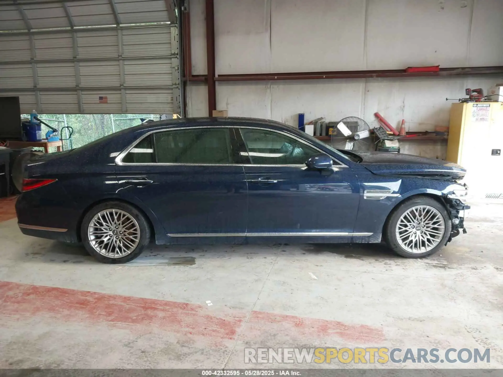 13 Photograph of a damaged car KMTF54PH6MU086073 GENESIS G90 2021