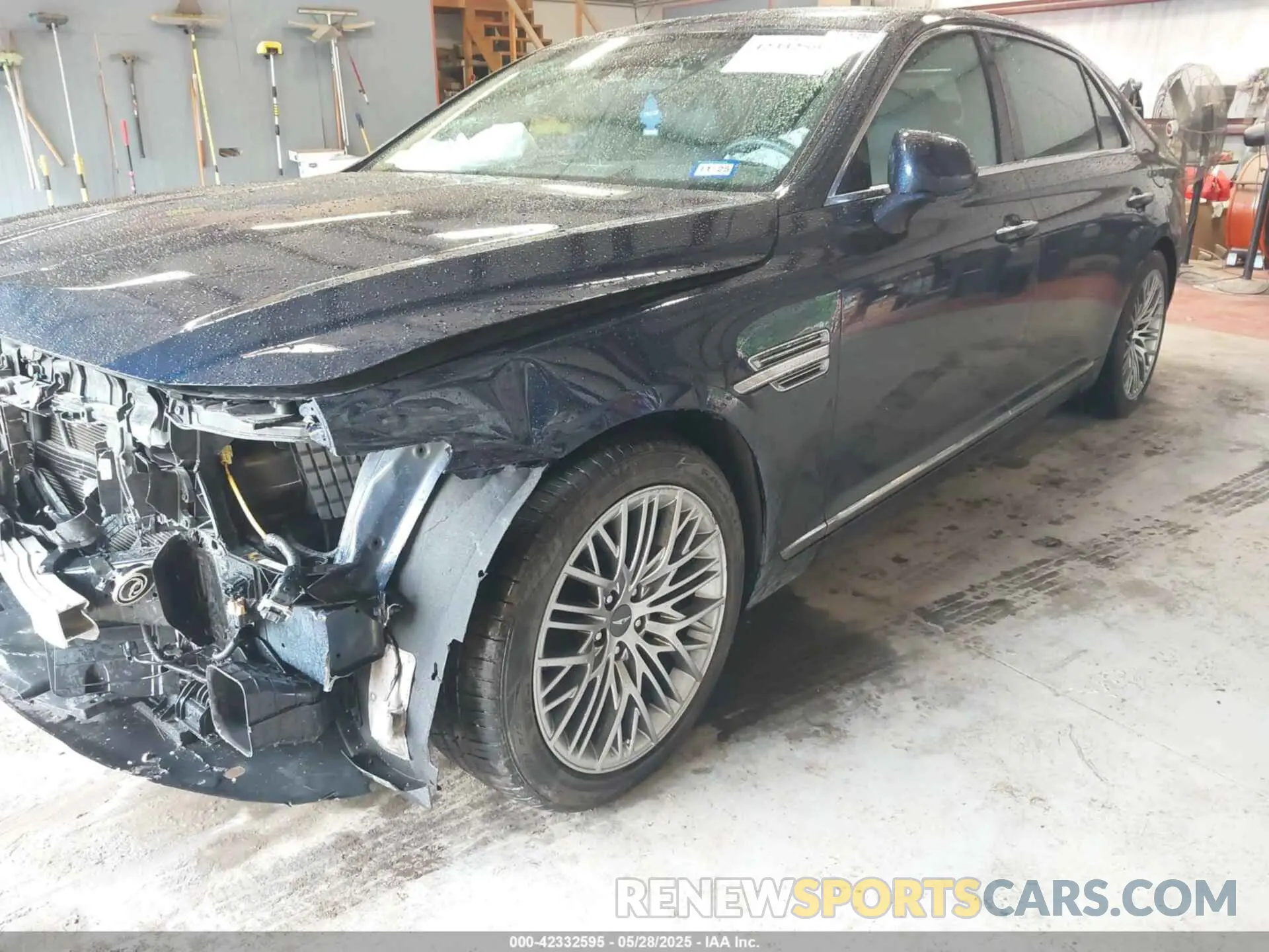 2 Photograph of a damaged car KMTF54PH6MU086073 GENESIS G90 2021