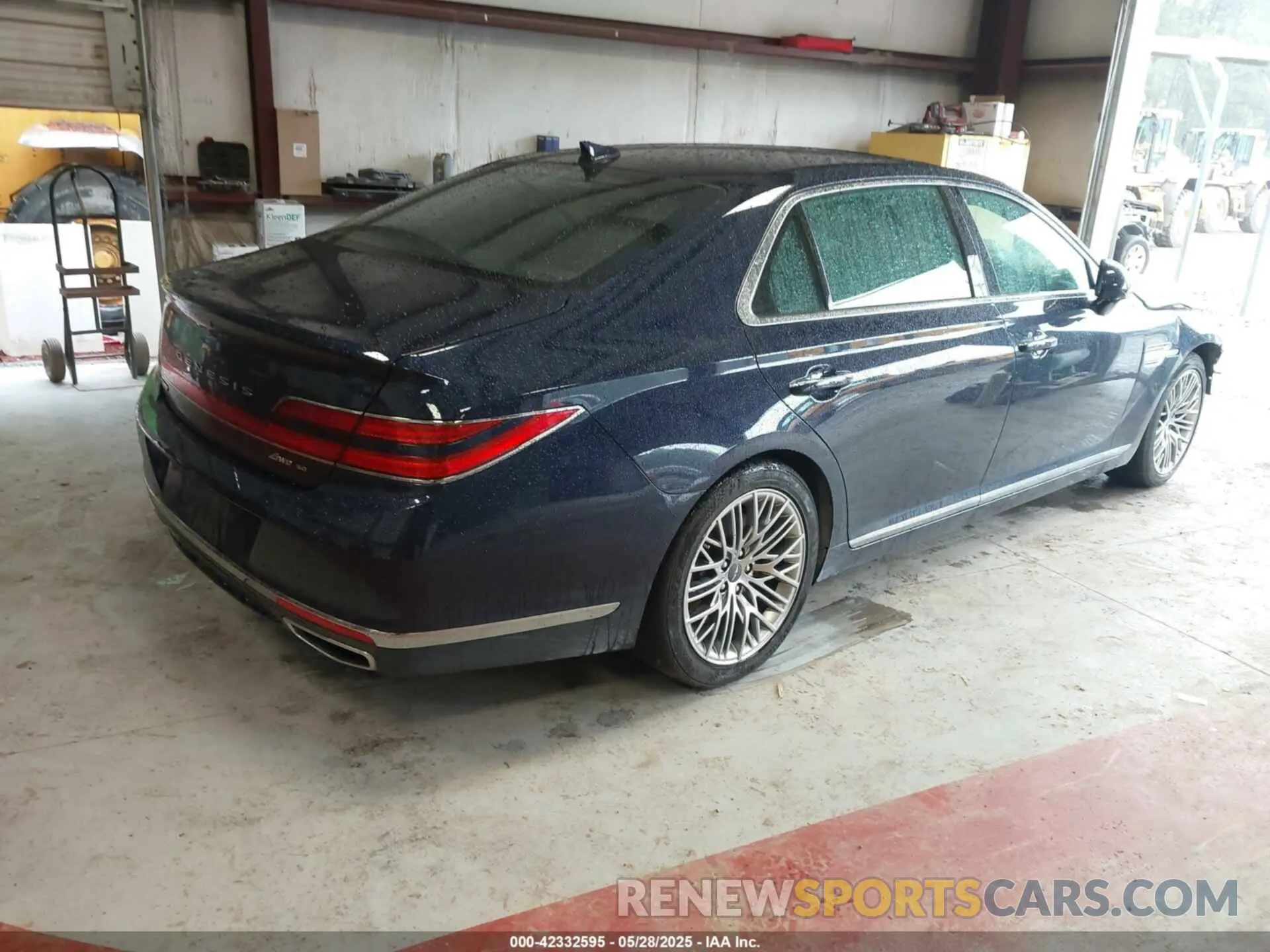 4 Photograph of a damaged car KMTF54PH6MU086073 GENESIS G90 2021