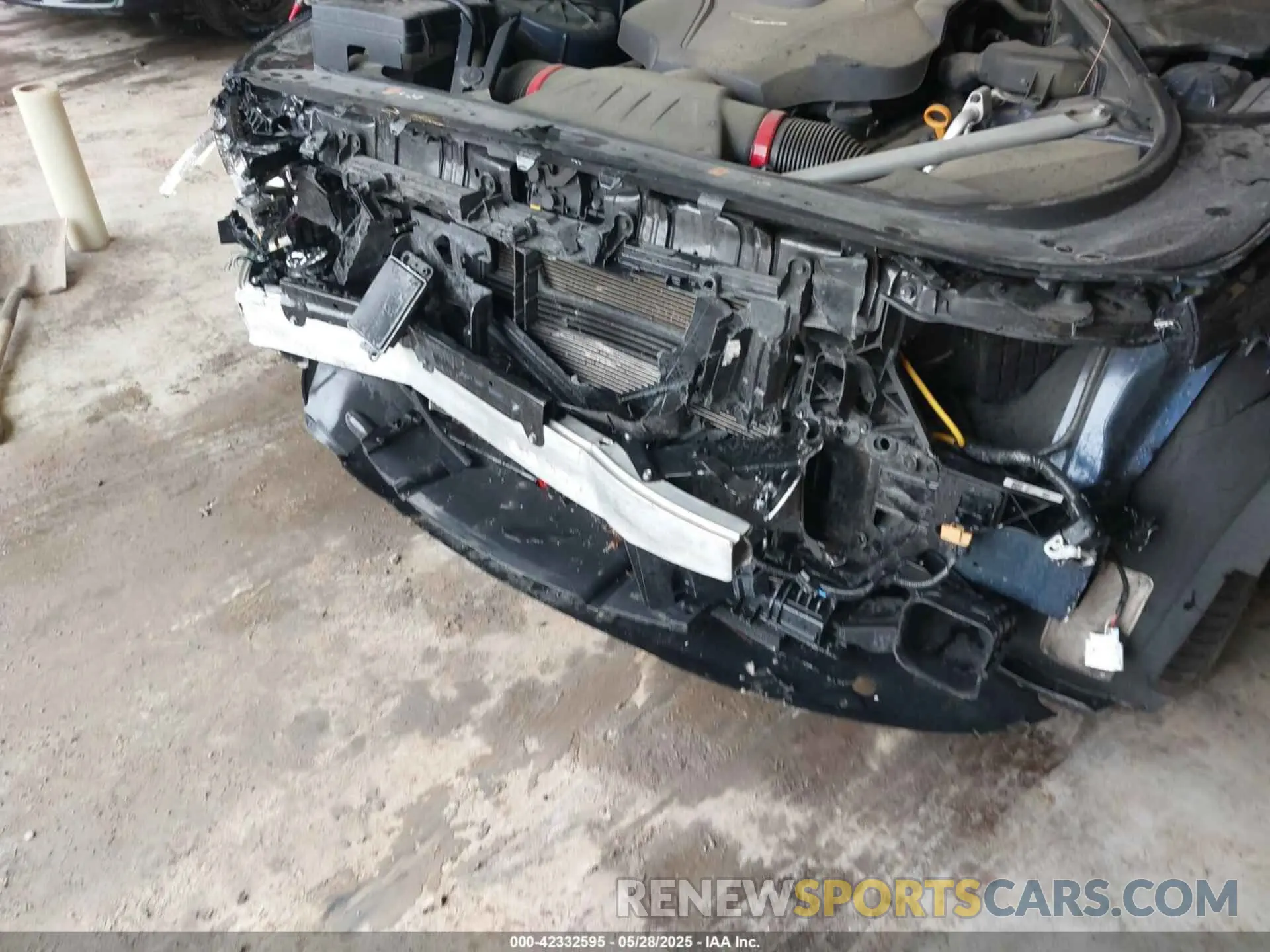 6 Photograph of a damaged car KMTF54PH6MU086073 GENESIS G90 2021