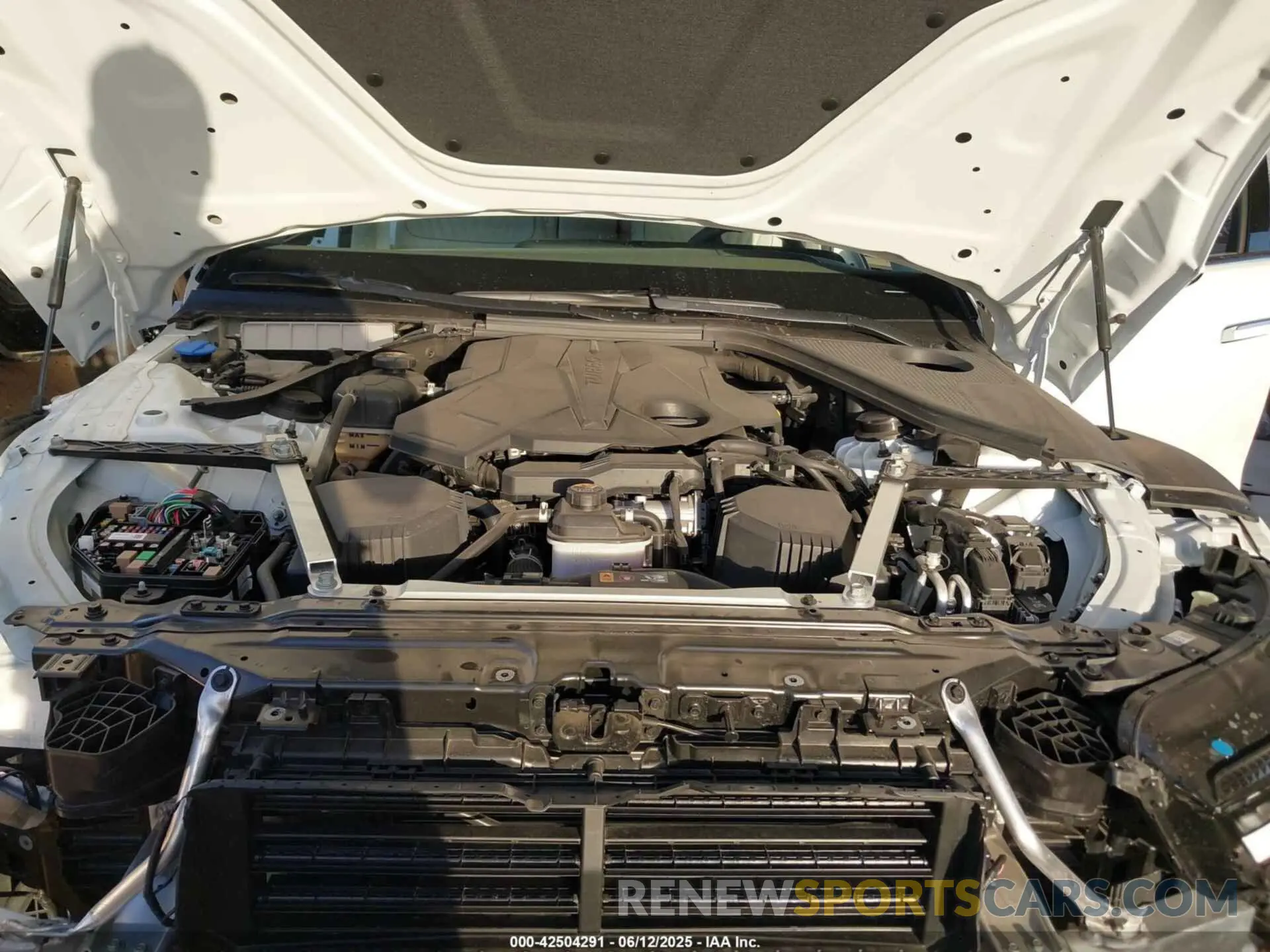 10 Photograph of a damaged car KMTFB4SD6PU024951 GENESIS G90 2023