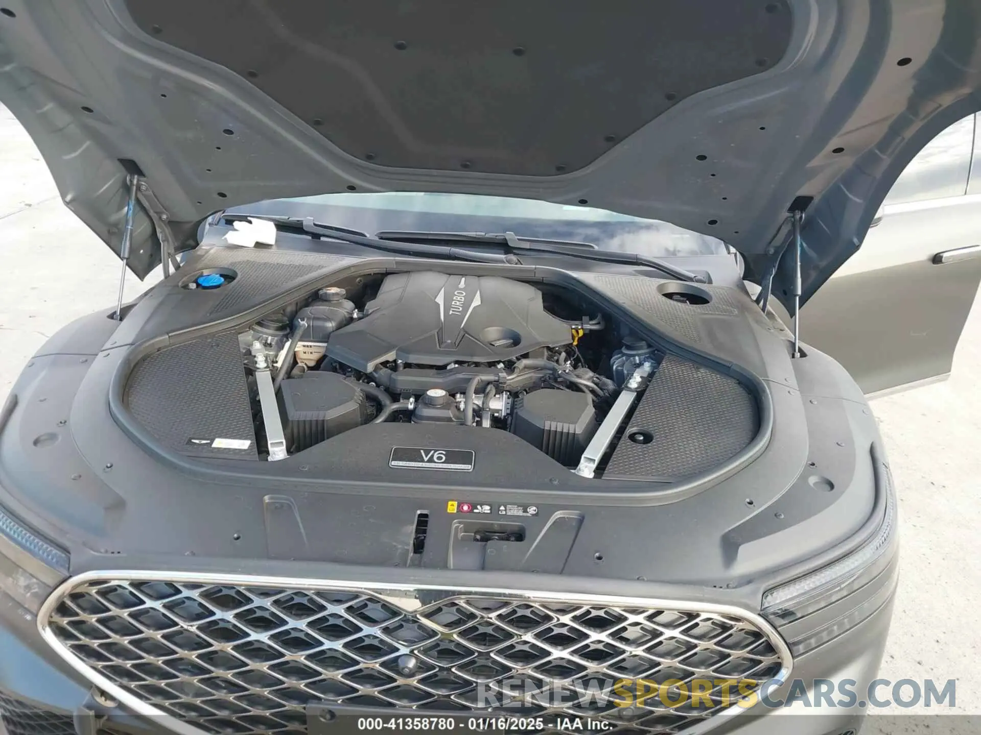 10 Photograph of a damaged car KMTFC4SD3RU038046 GENESIS G90 2024