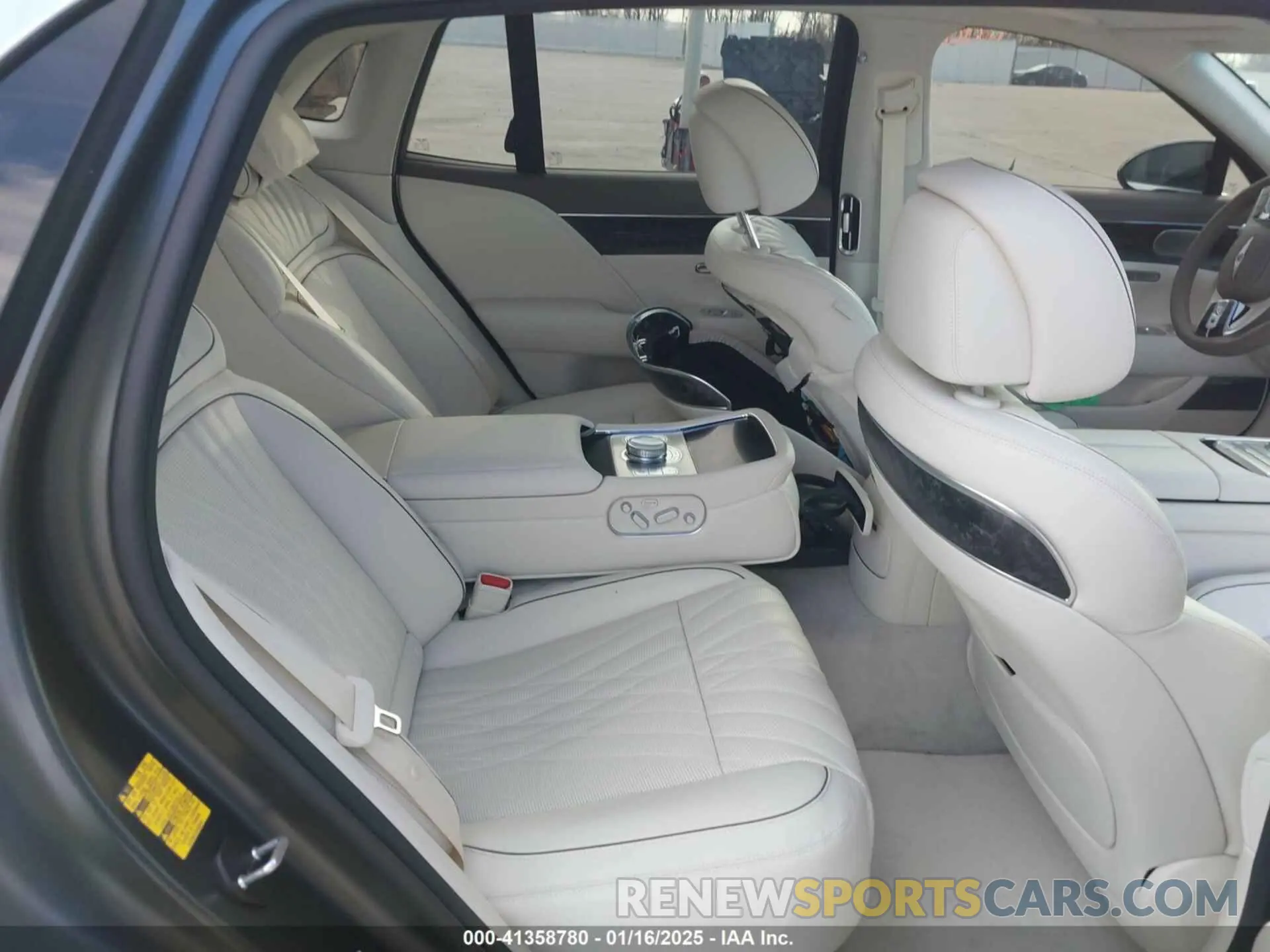 8 Photograph of a damaged car KMTFC4SD3RU038046 GENESIS G90 2024