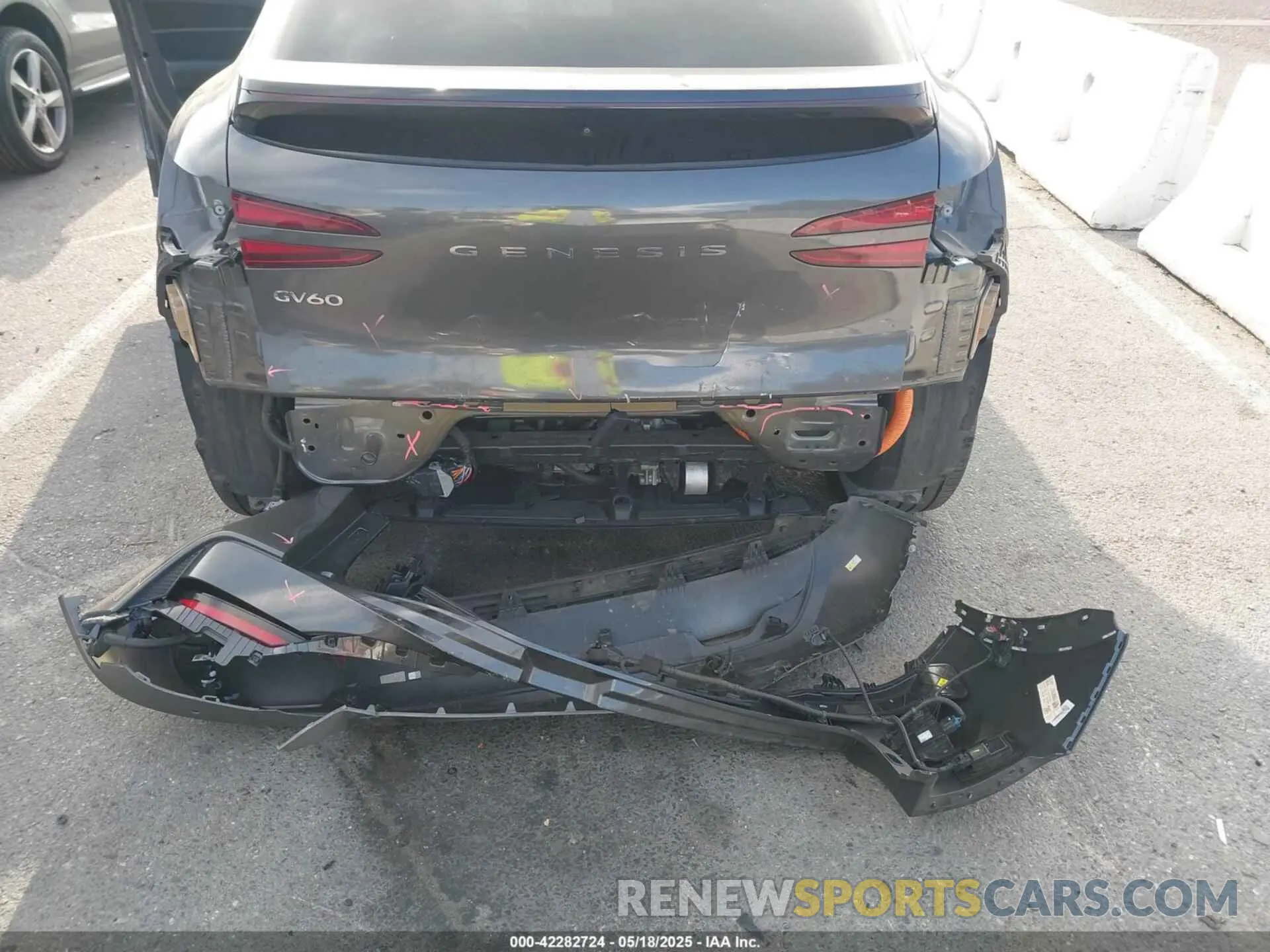 6 Photograph of a damaged car KMUKEDTB3PU011685 GENESIS GV60 2023