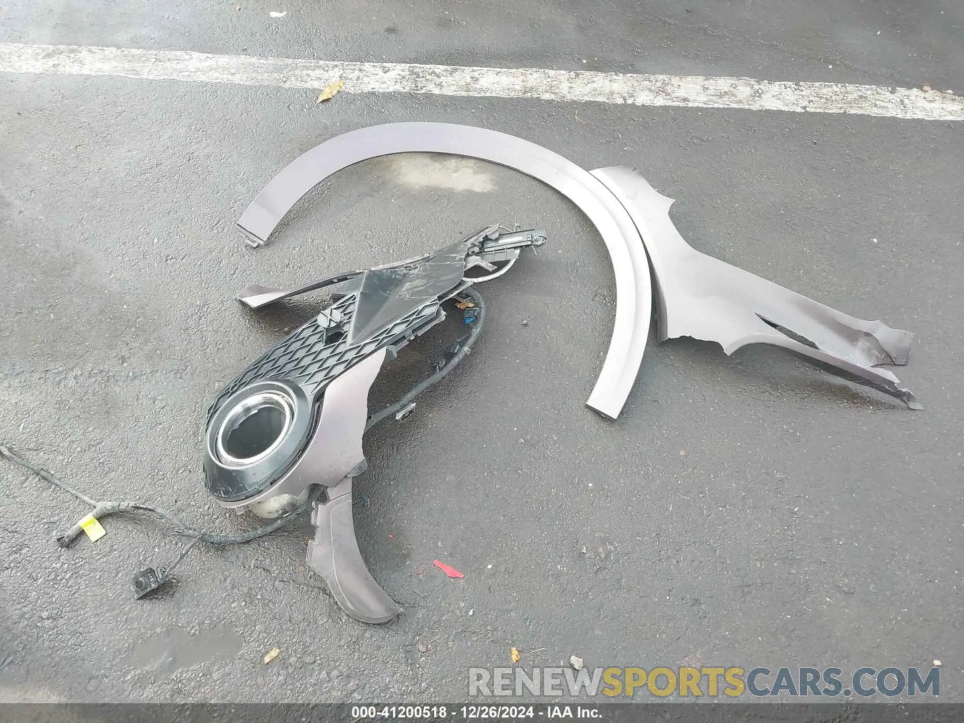 11 Photograph of a damaged car KMUMADTB8NU035496 GENESIS GV70 2022
