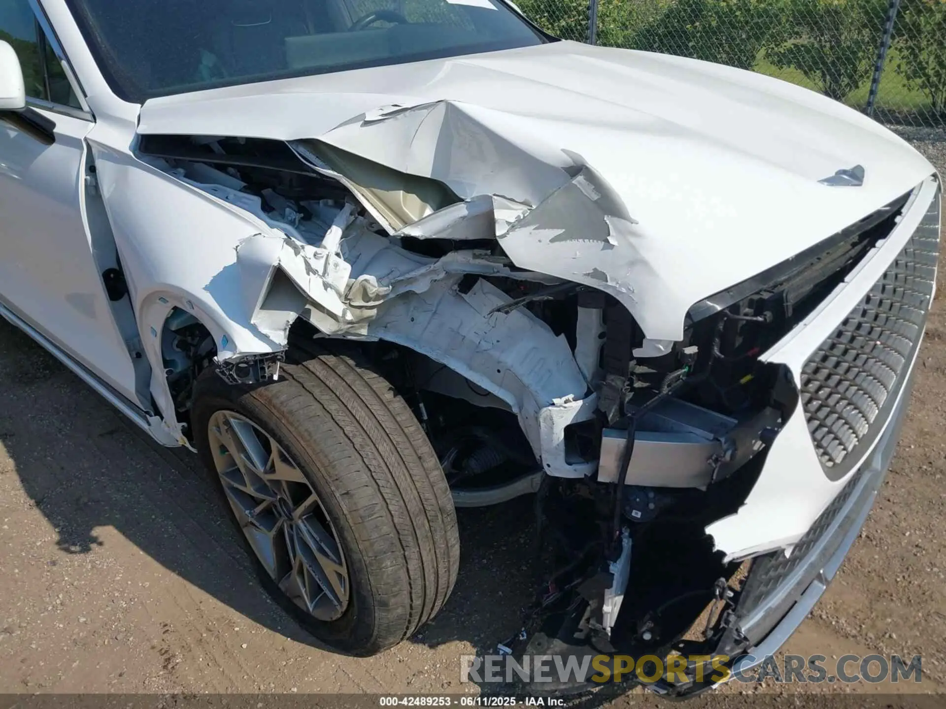 6 Photograph of a damaged car KMUMADTB5PU083055 GENESIS GV70 2023