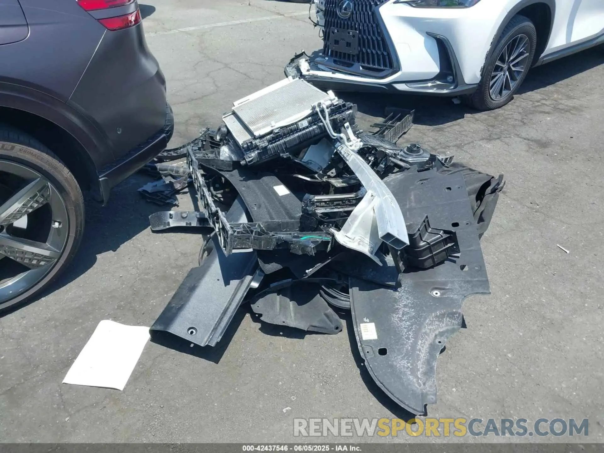 12 Photograph of a damaged car KMUMADTB5PU126082 GENESIS GV70 2023