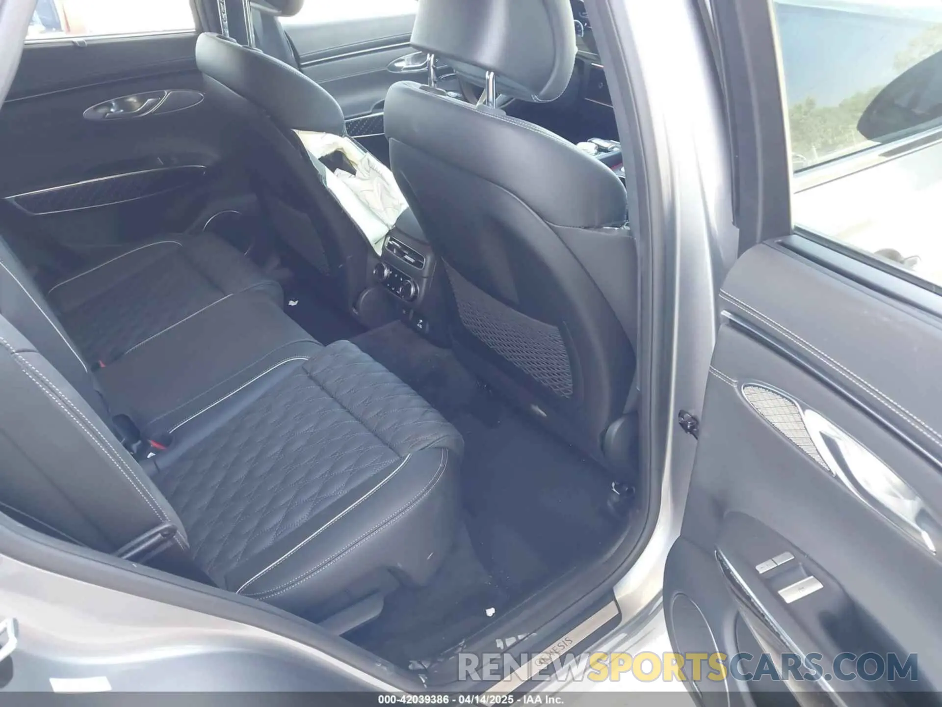 8 Photograph of a damaged car KMUMCDTC4PU098990 GENESIS GV70 2023