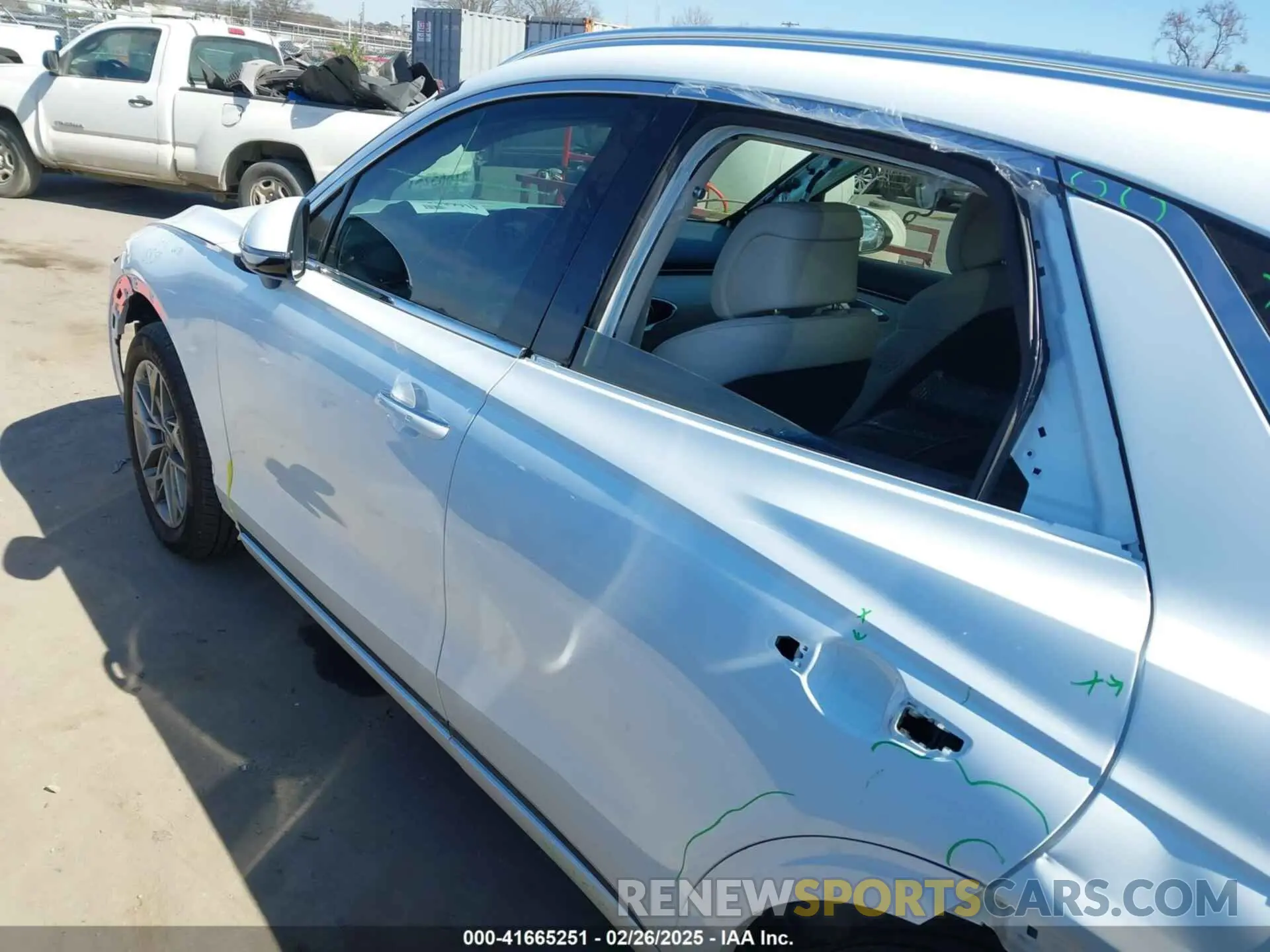 15 Photograph of a damaged car 5NMMADTB4SH017423 GENESIS GV70 2025