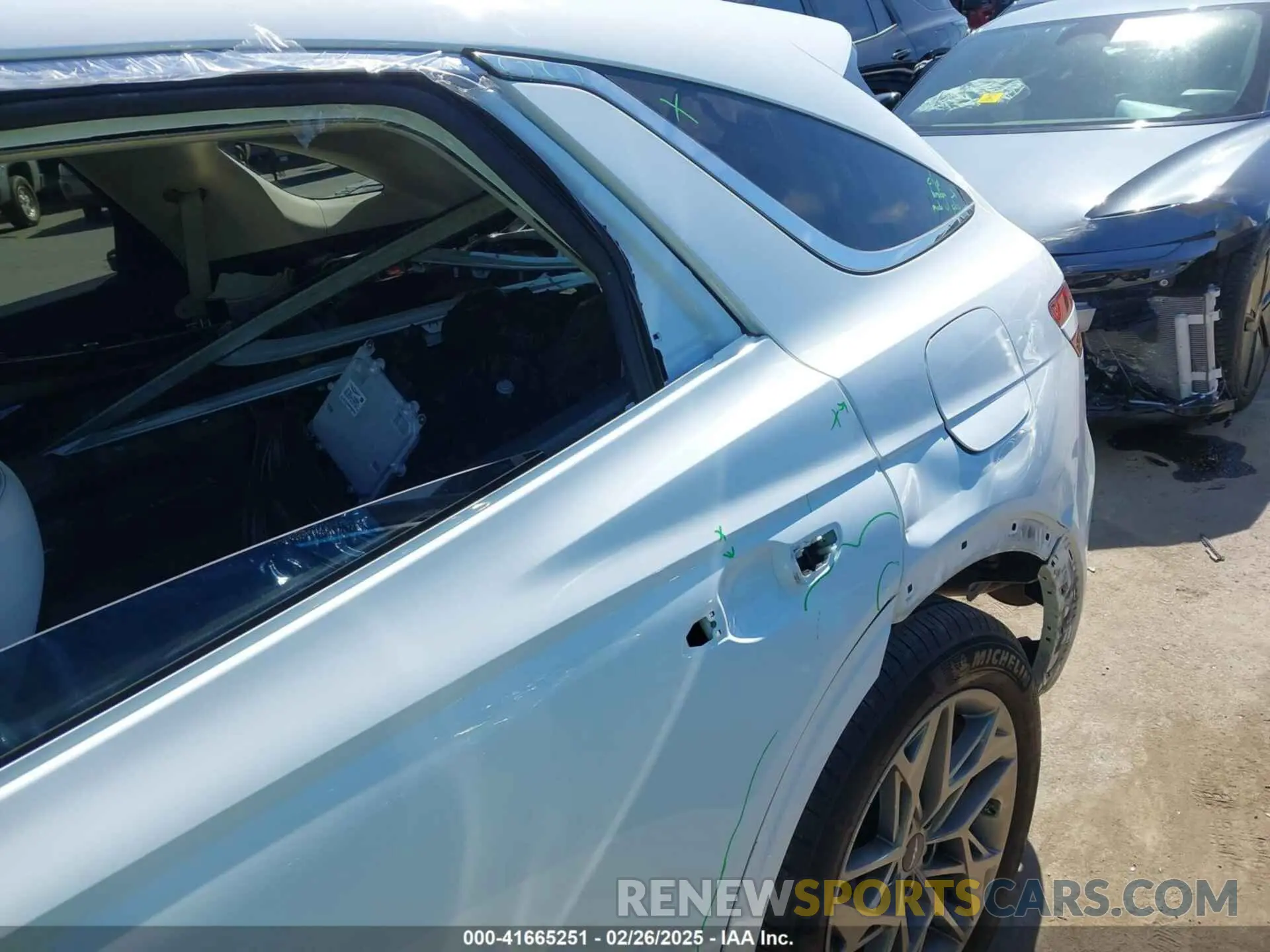 18 Photograph of a damaged car 5NMMADTB4SH017423 GENESIS GV70 2025