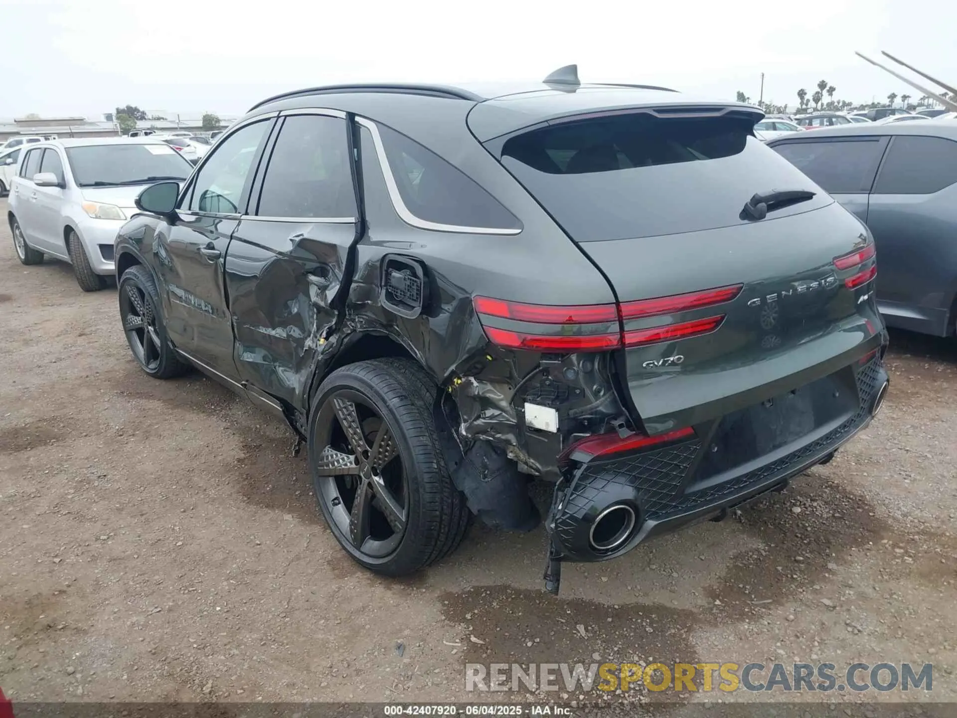 3 Photograph of a damaged car KMUMCDTC4SU176838 GENESIS GV70 2025