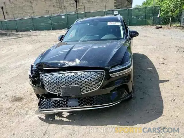 14 Photograph of a damaged car 5NMMCET14RH003393 GENESIS GV70 ADVAN 2024