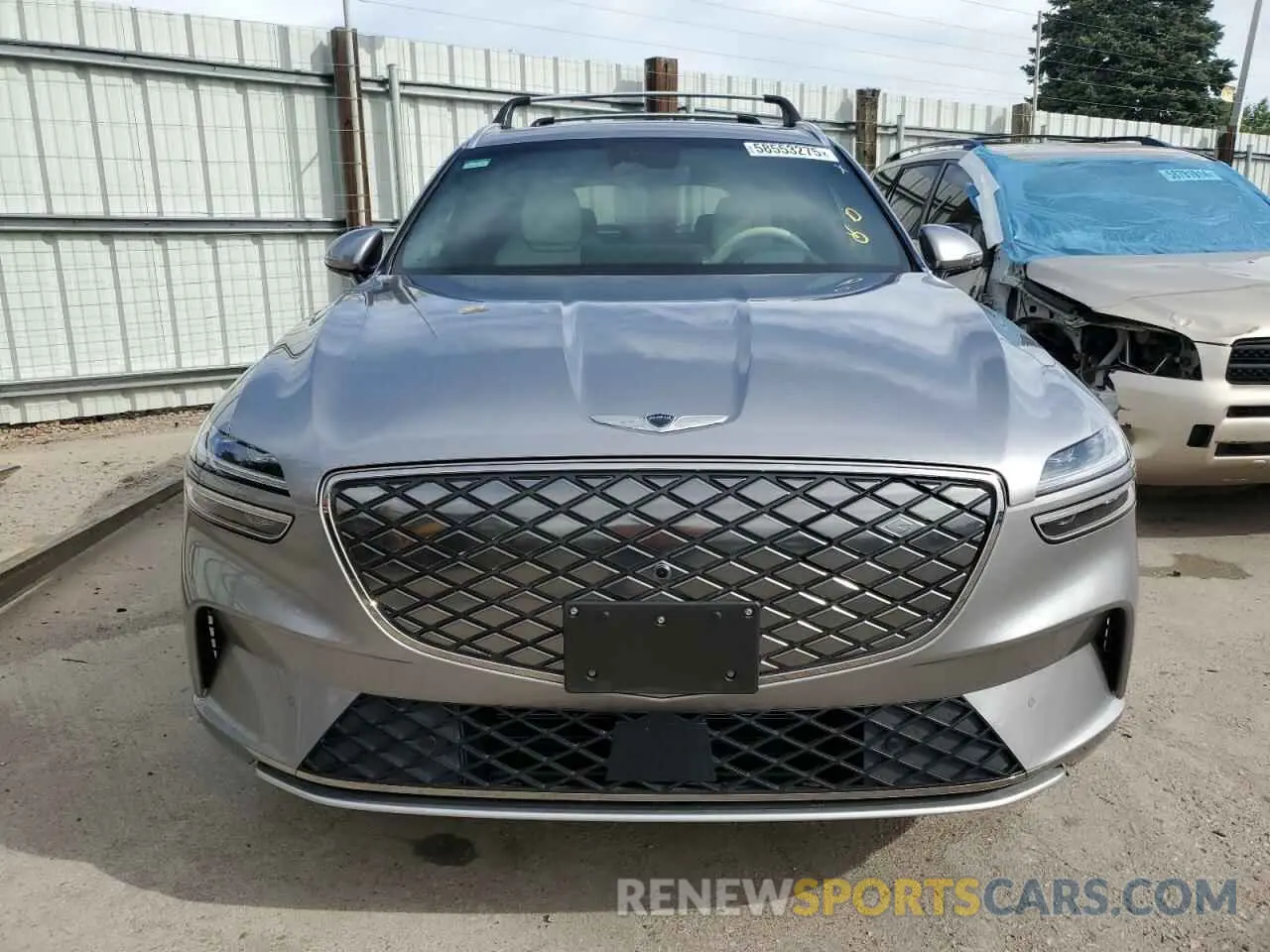 5 Photograph of a damaged car 5NMMCET15SH004378 GENESIS GV70 ADVAN 2025