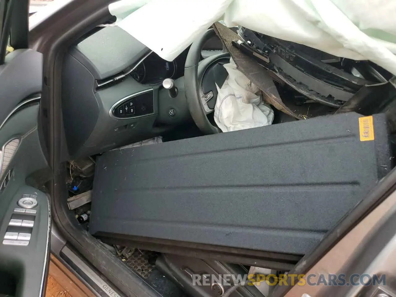 8 Photograph of a damaged car KMUMADTB9PU091448 GENESIS GV70 BASE 2023