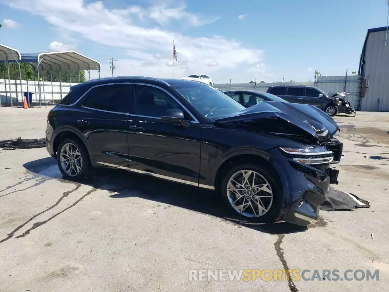 4 Photograph of a damaged car 5NMMADTB3RH009680 GENESIS GV70 BASE 2024