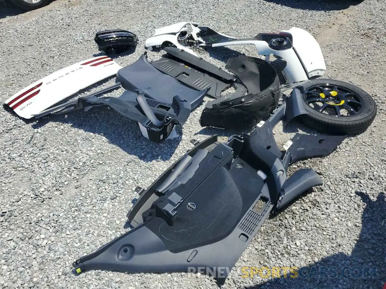 13 Photograph of a damaged car 5NMMCDTCXSH020362 GENESIS GV70 BASE 2025