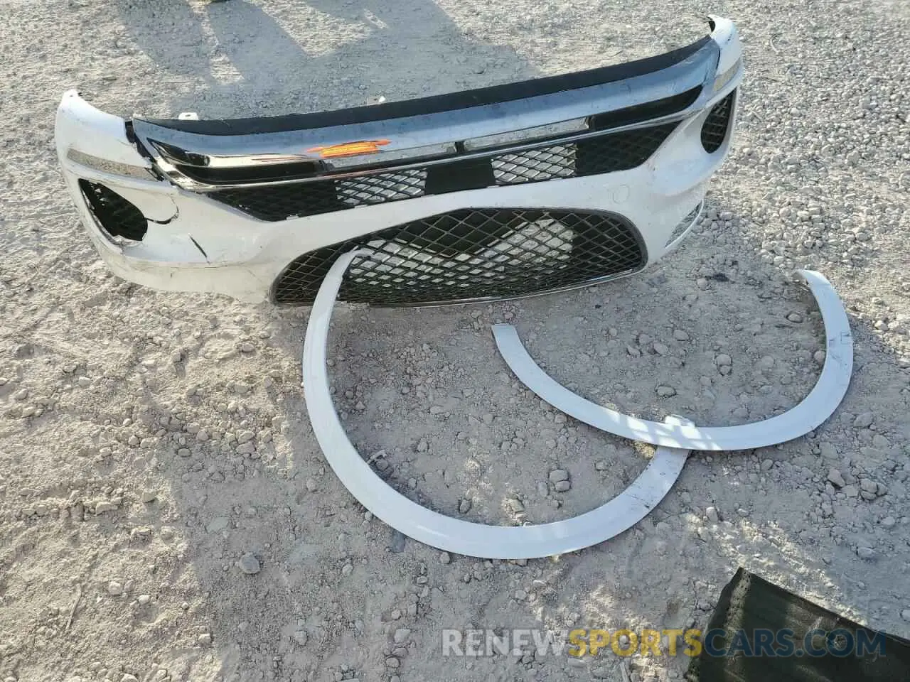 13 Photograph of a damaged car KMUMADTBXSU213047 GENESIS GV70 BASE 2025