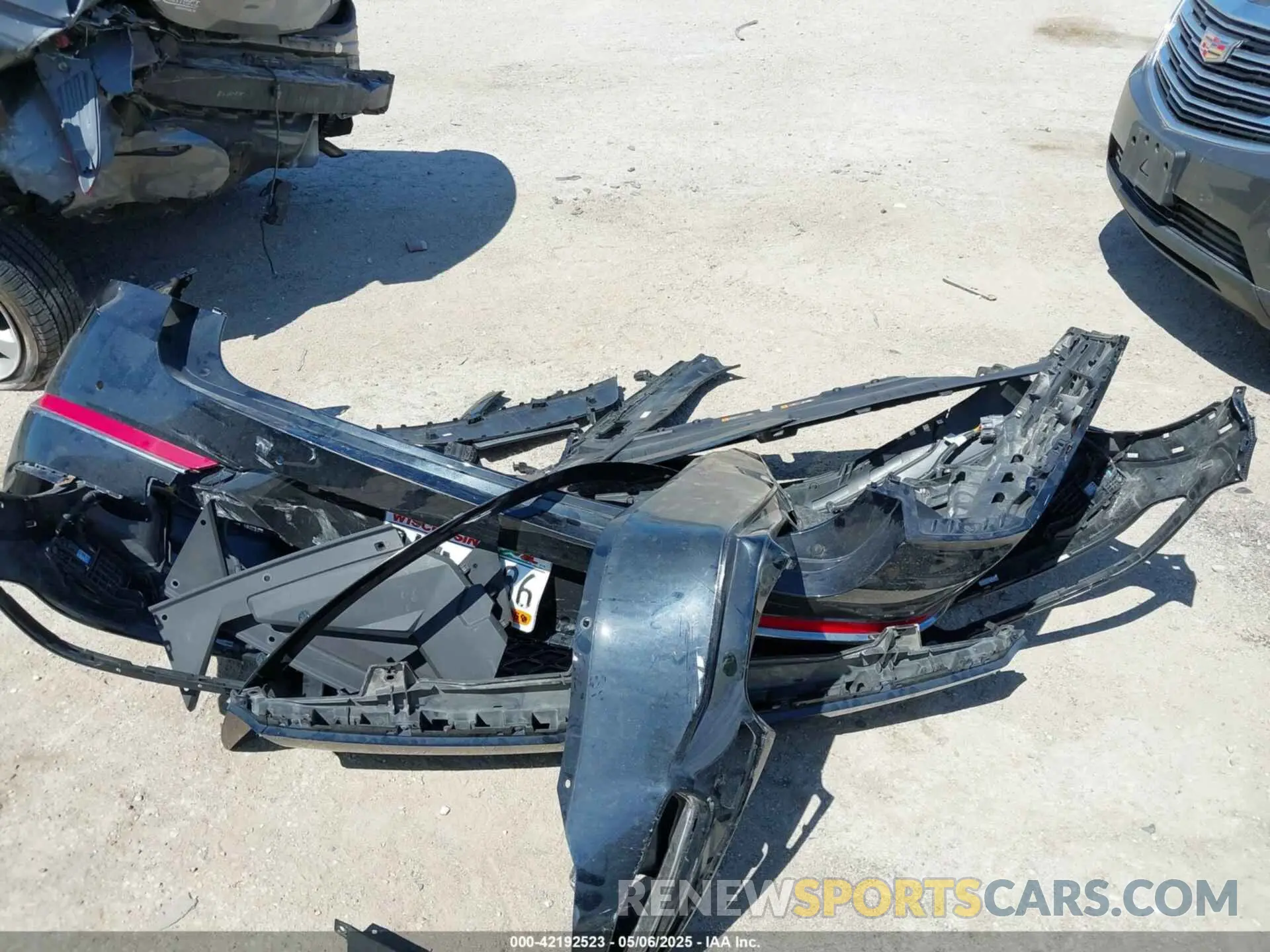 12 Photograph of a damaged car KMUHBDSB1MU042935 GENESIS GV80 2021