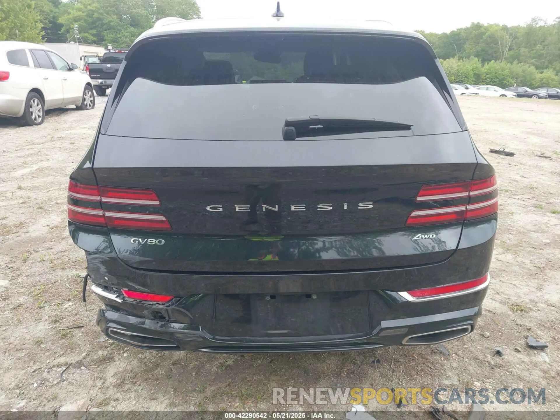 17 Photograph of a damaged car KMUHBDSB5MU037611 GENESIS GV80 2021