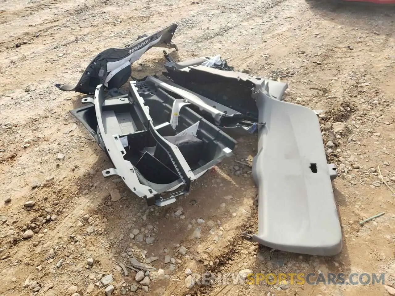 12 Photograph of a damaged car KMUHBDSB9MU048157 GENESIS GV80 2021