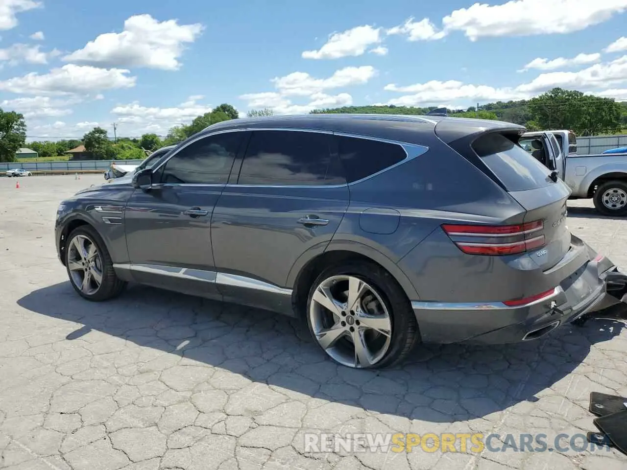 2 Photograph of a damaged car KMUHCESC6MU052971 GENESIS GV80 2021