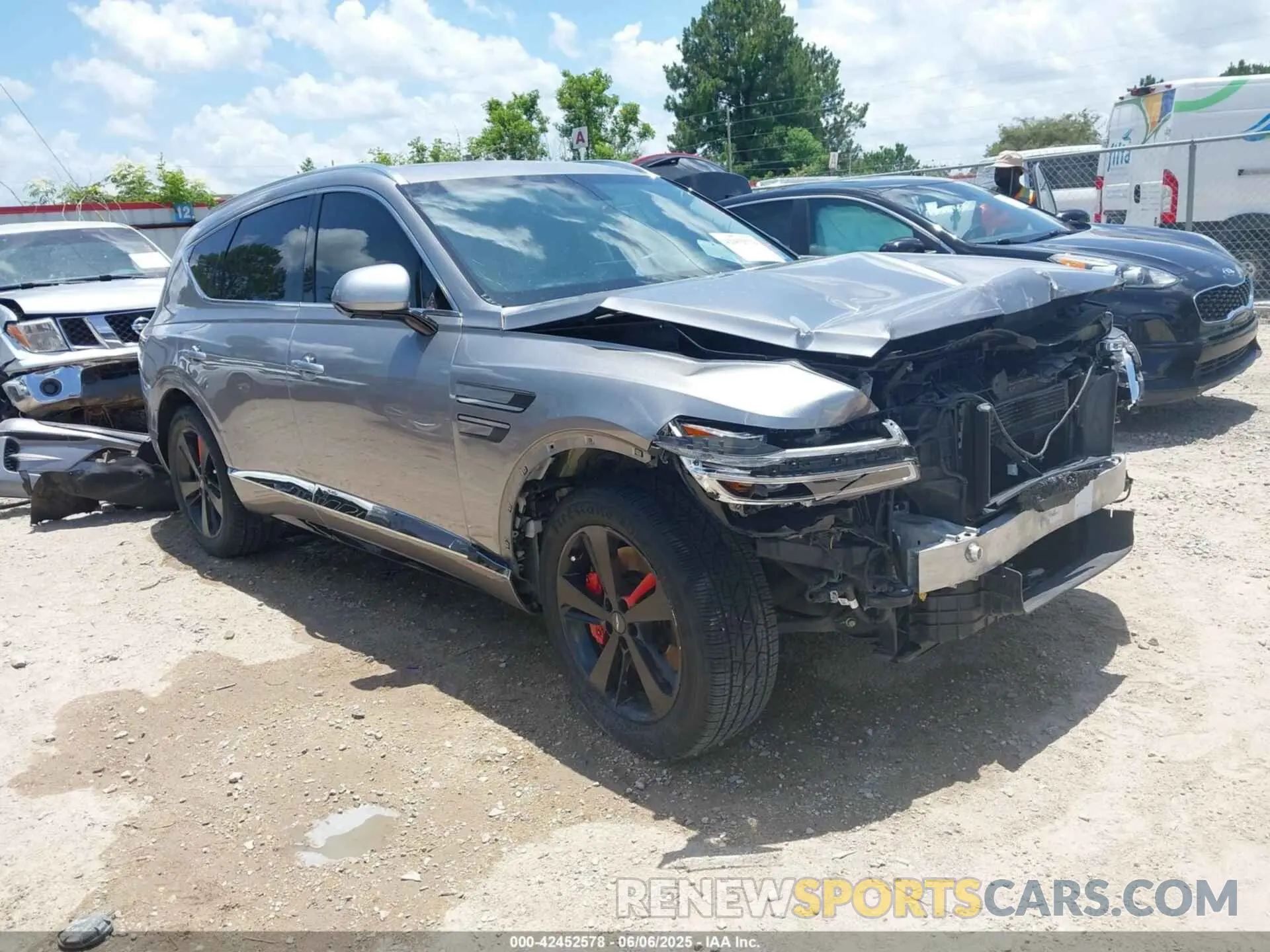 1 Photograph of a damaged car KMUHCESC7MU038058 GENESIS GV80 2021
