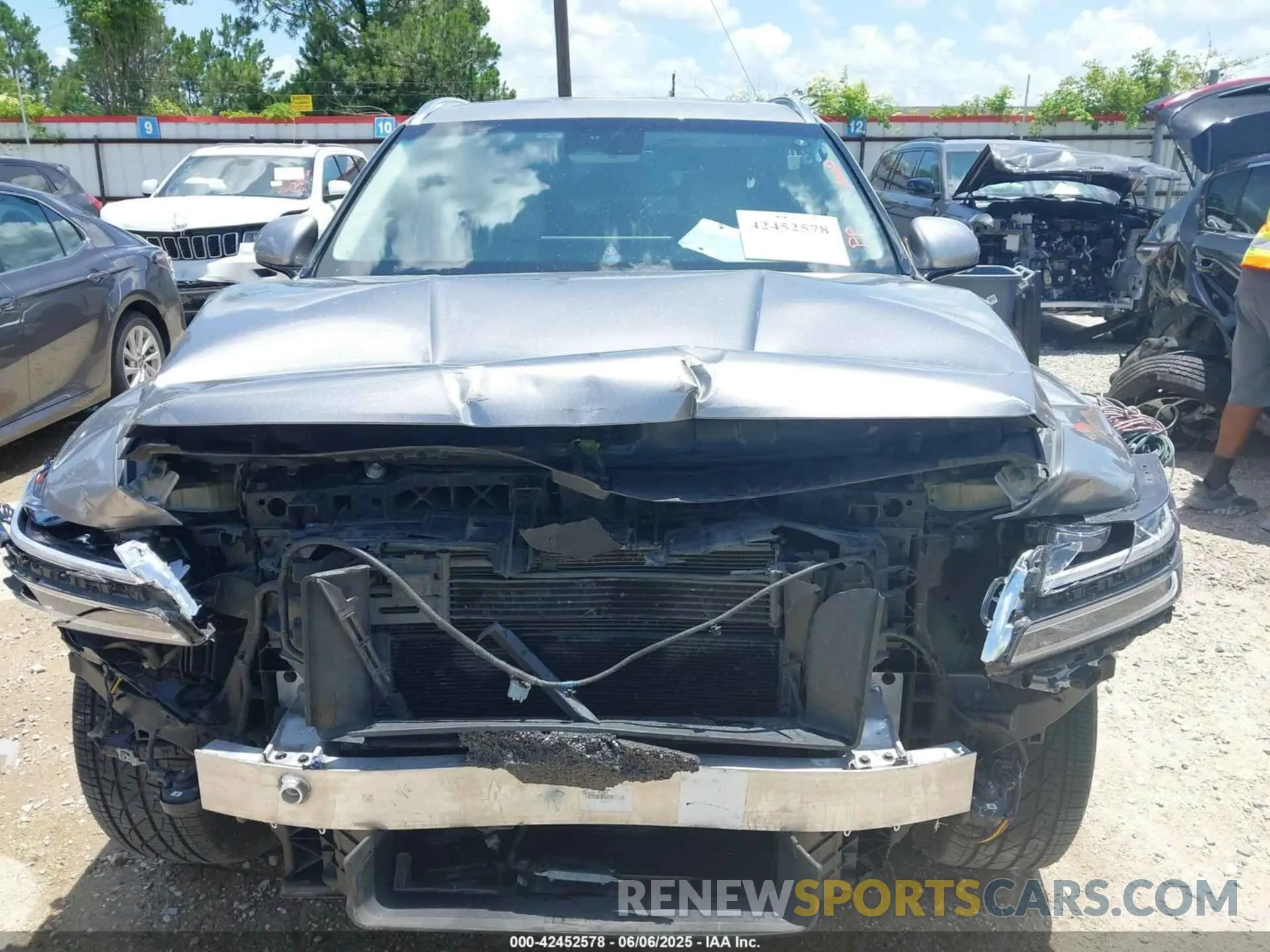 6 Photograph of a damaged car KMUHCESC7MU038058 GENESIS GV80 2021