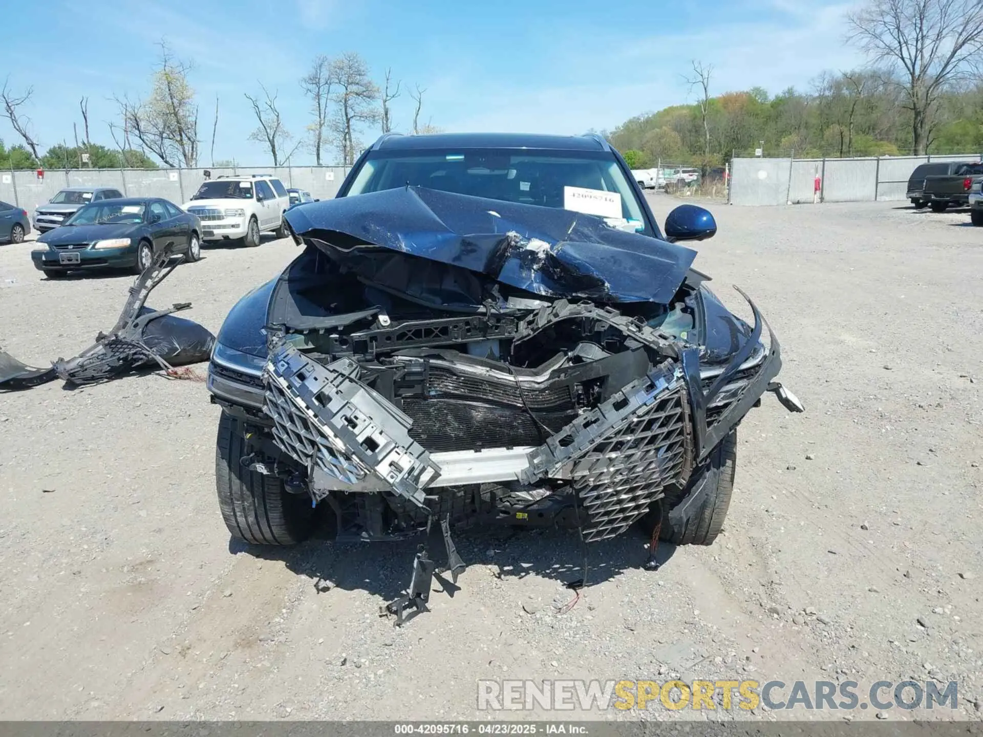 13 Photograph of a damaged car KMUHCESC7MU066507 GENESIS GV80 2021