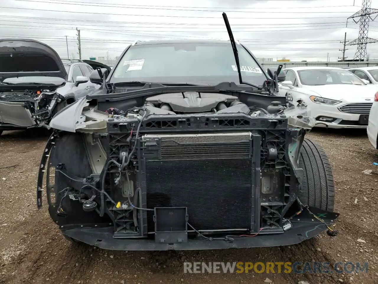 5 Photograph of a damaged car KMUHCESC0NU083165 GENESIS GV80 2022