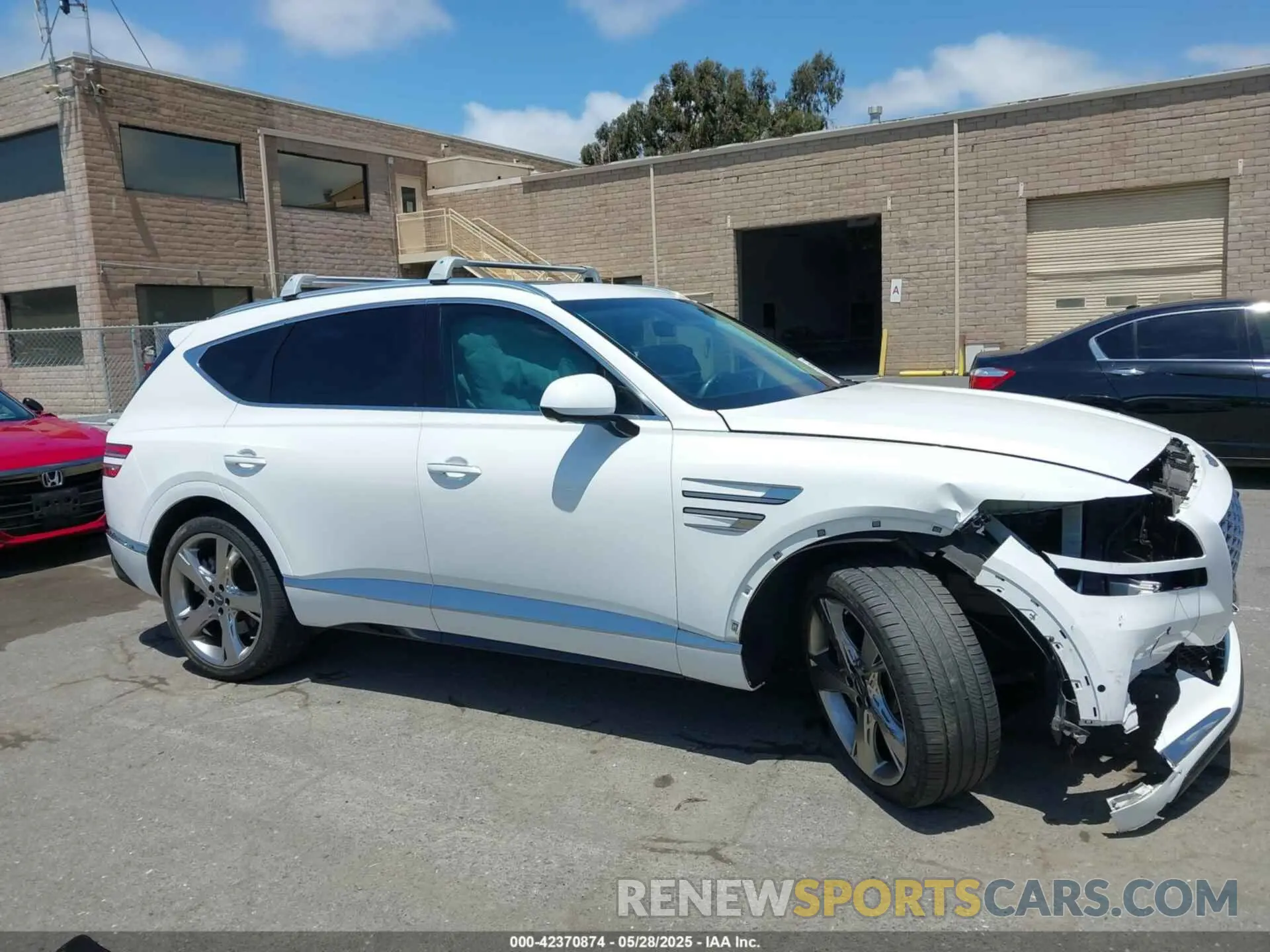 13 Photograph of a damaged car KMUHBDSB8PU102875 GENESIS GV80 2023