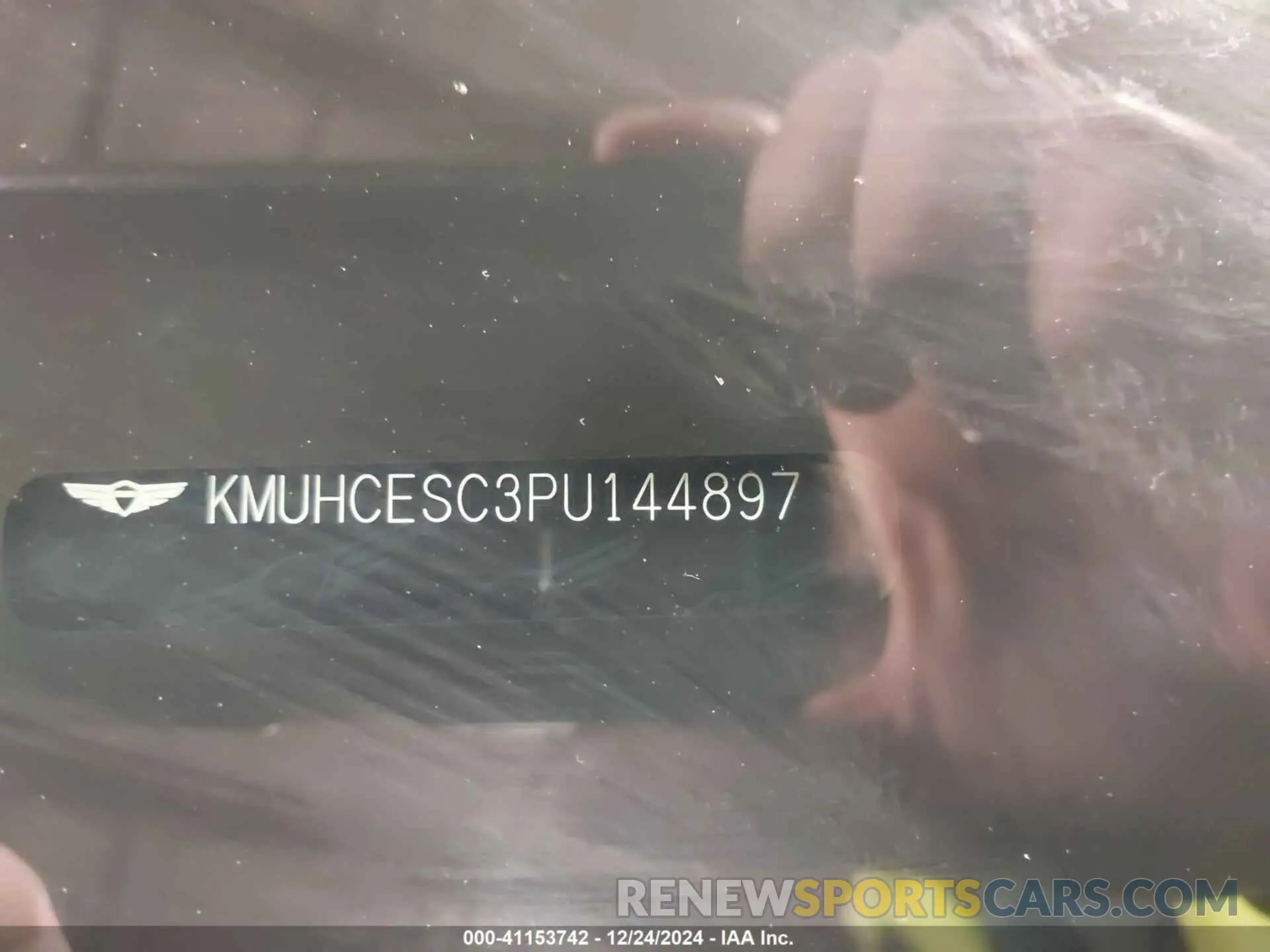 18 Photograph of a damaged car KMUHCESC3PU144897 GENESIS GV80 2023