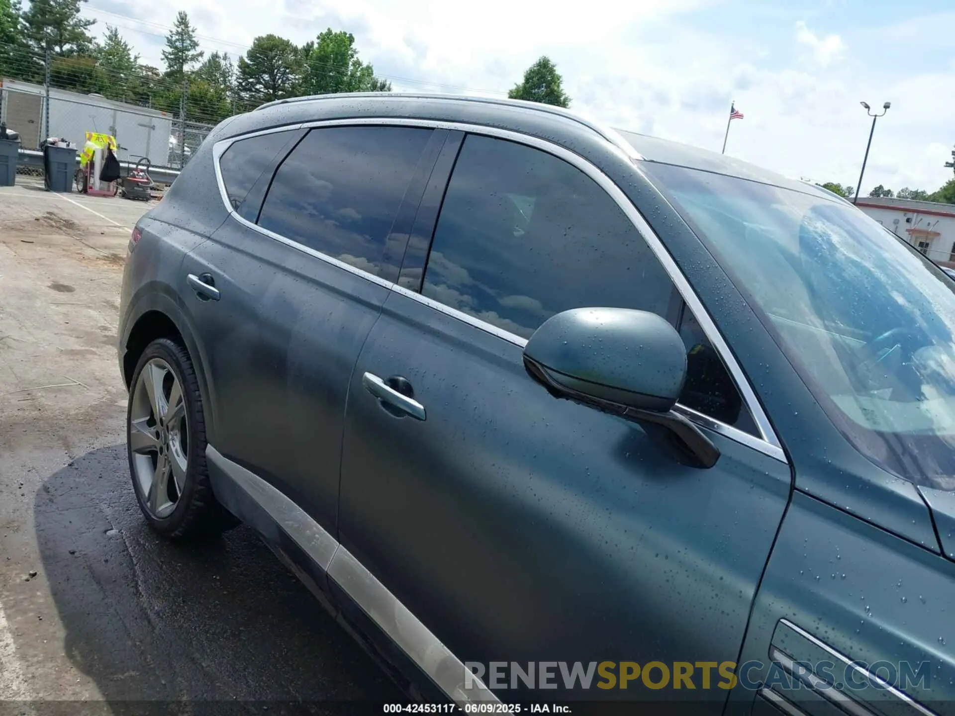 13 Photograph of a damaged car KMUHCESC4PU124819 GENESIS GV80 2023